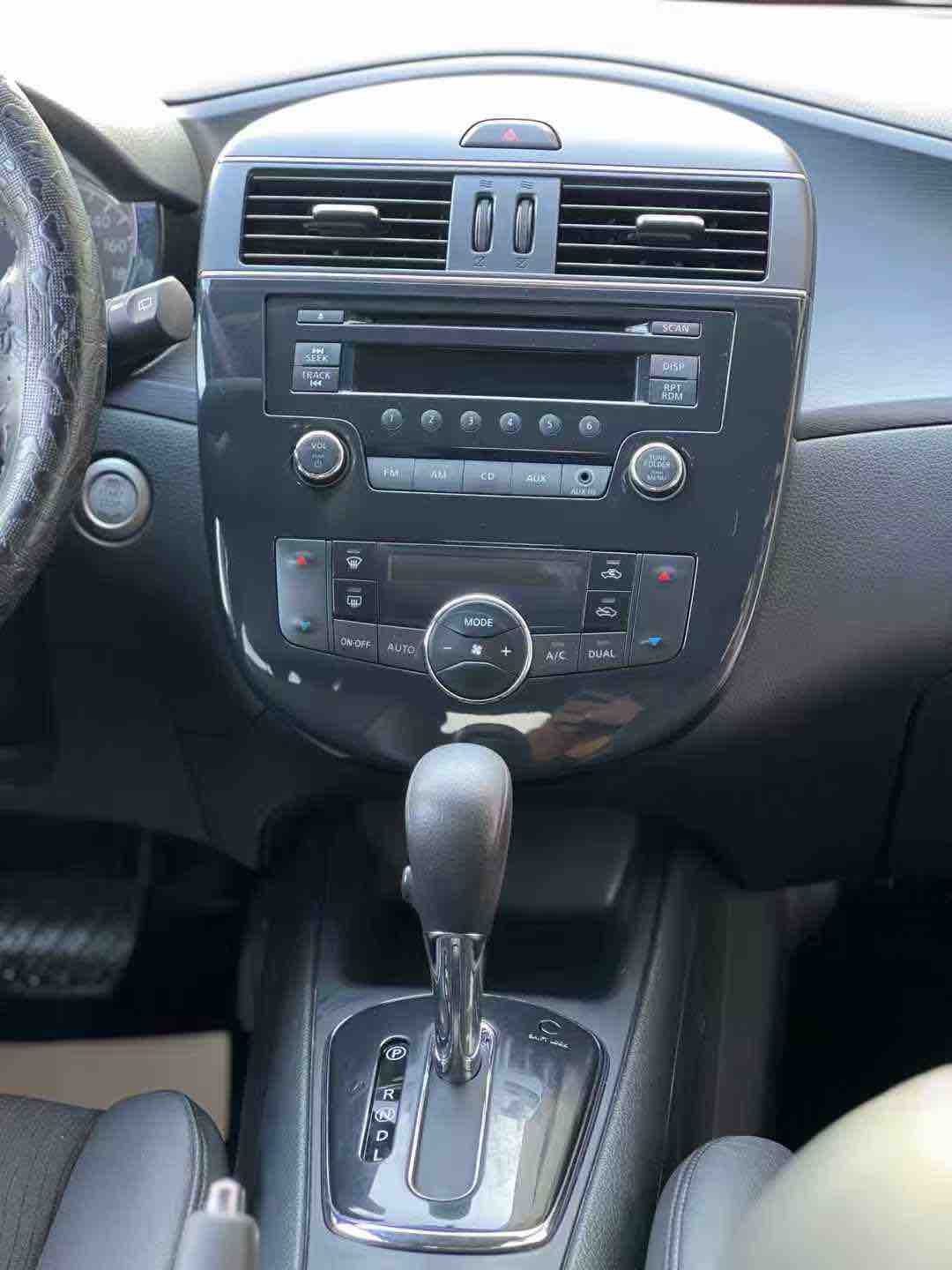 日产 骐达TIIDA 2012 汽车图片 #5