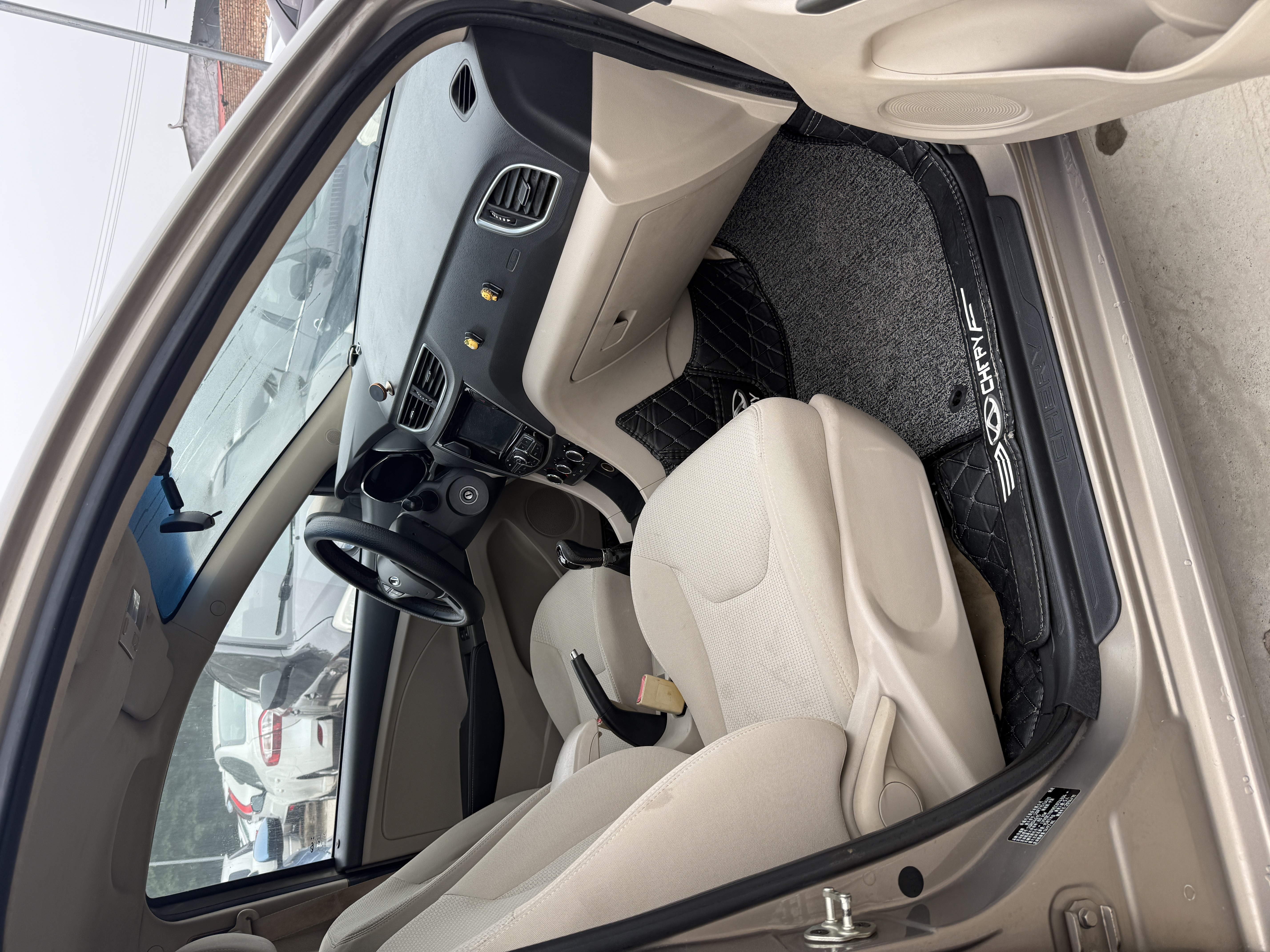 Chery E5 2015 imagen de coche #5