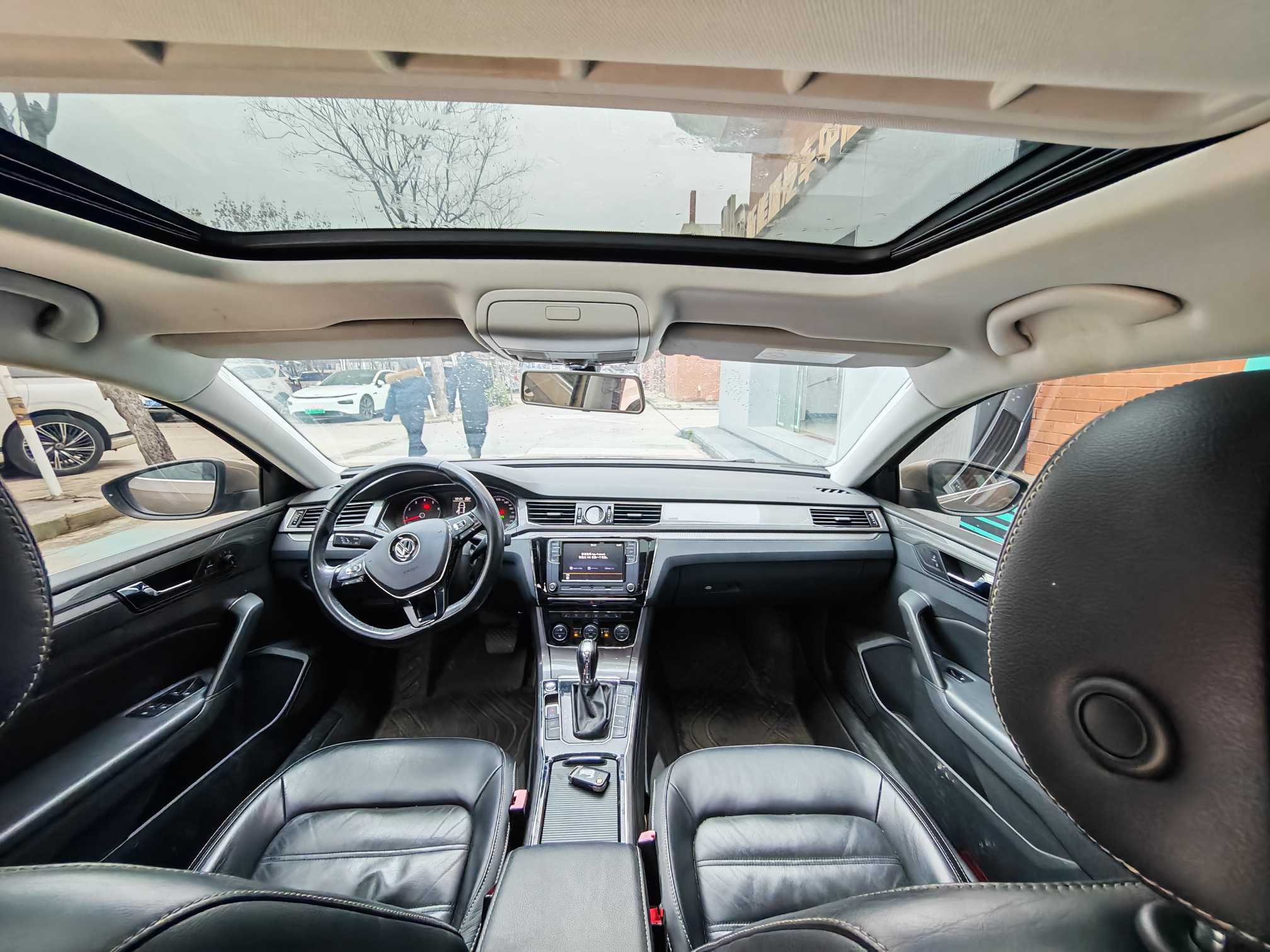 Volkswagen Passat 2017 car image #5