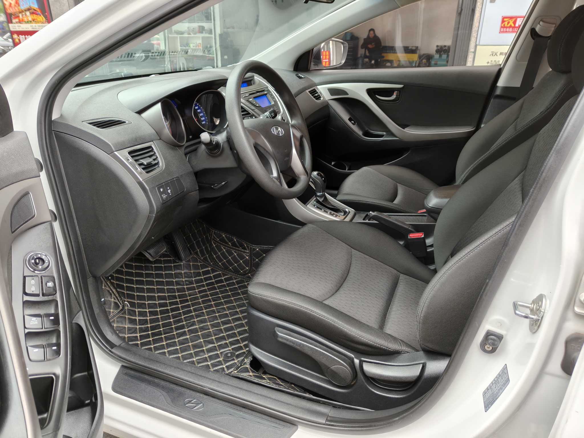 Hyundai Elantra MD 2012 #5 Hyundai Elantra MD 2012 car image #5