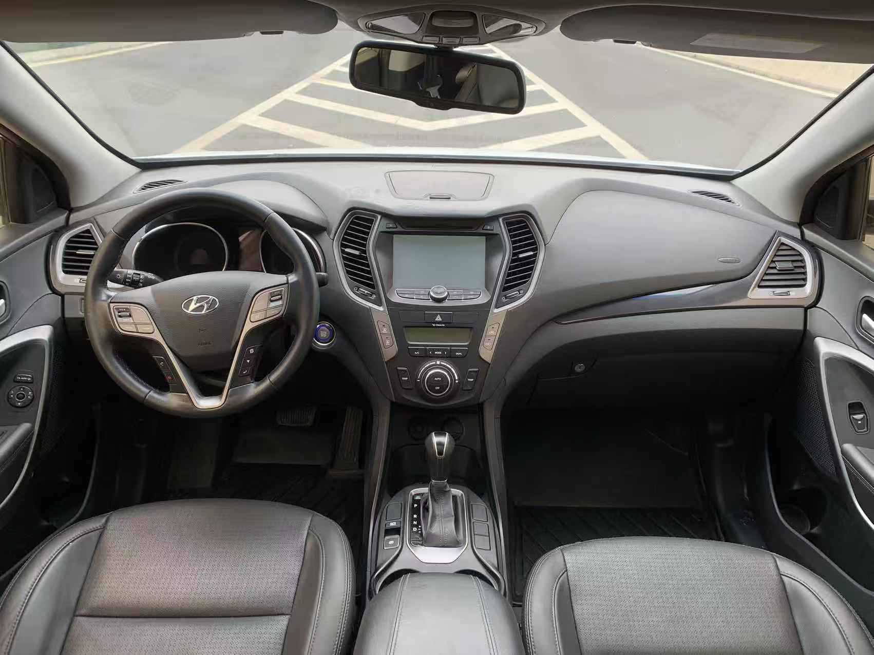 Hyundai Santa Fe 2013 #5 Hyundai Santa Fe 2013 car image #5