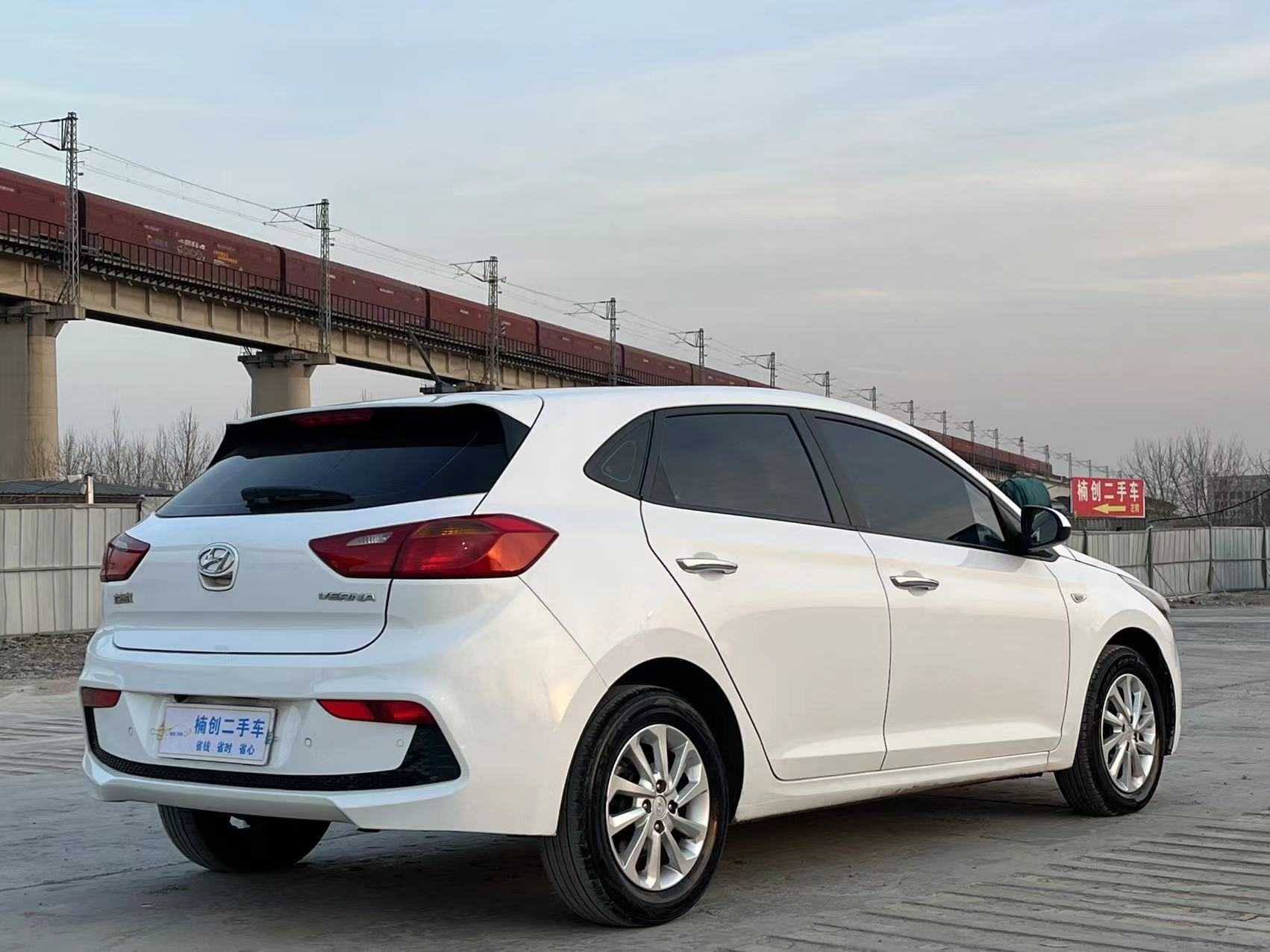 Hyundai Verna RV 2019 #5 Hyundai Verna RV 2019 car image #5