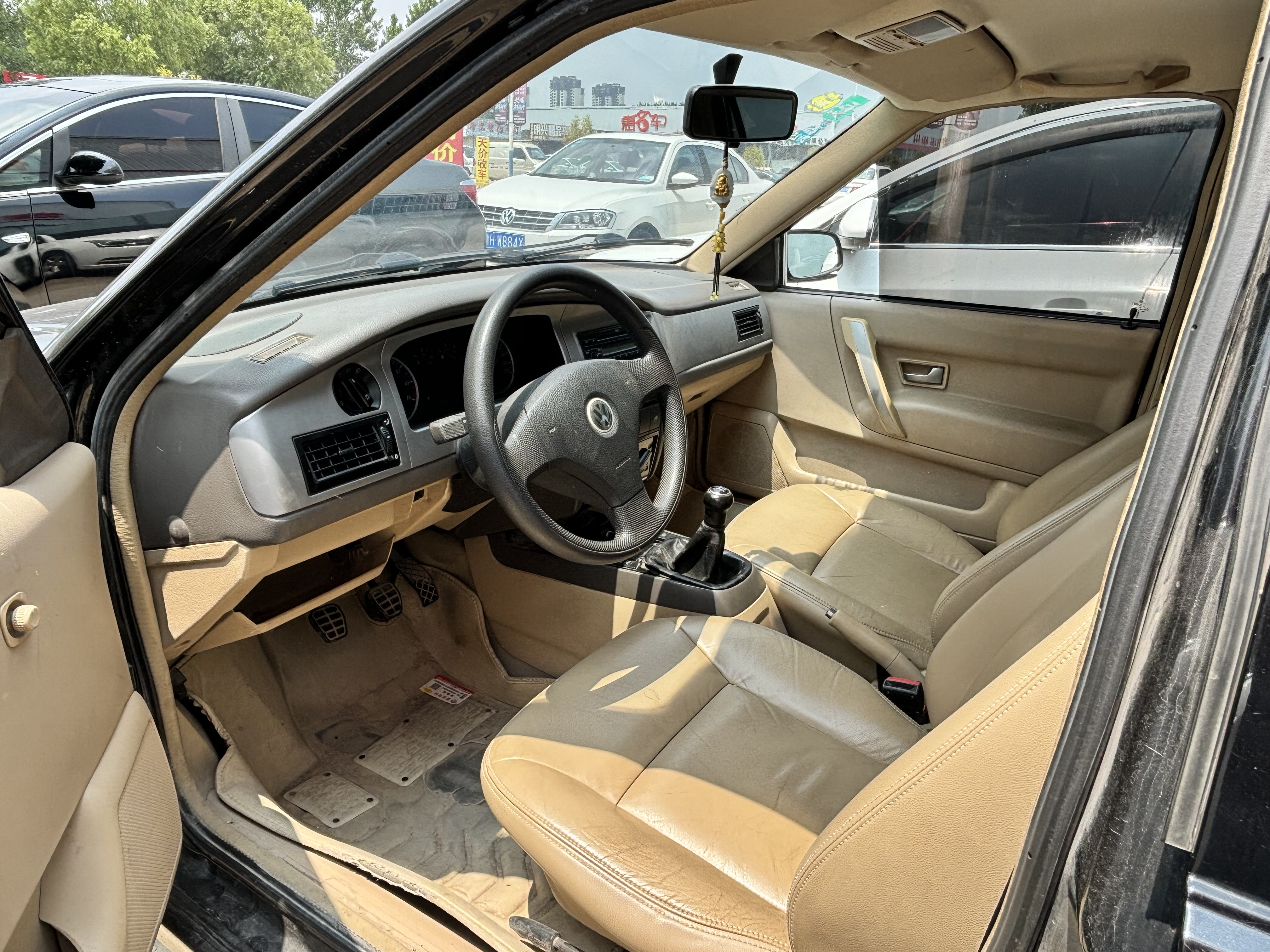 Volkswagen Santana Vista 2012 car image #5