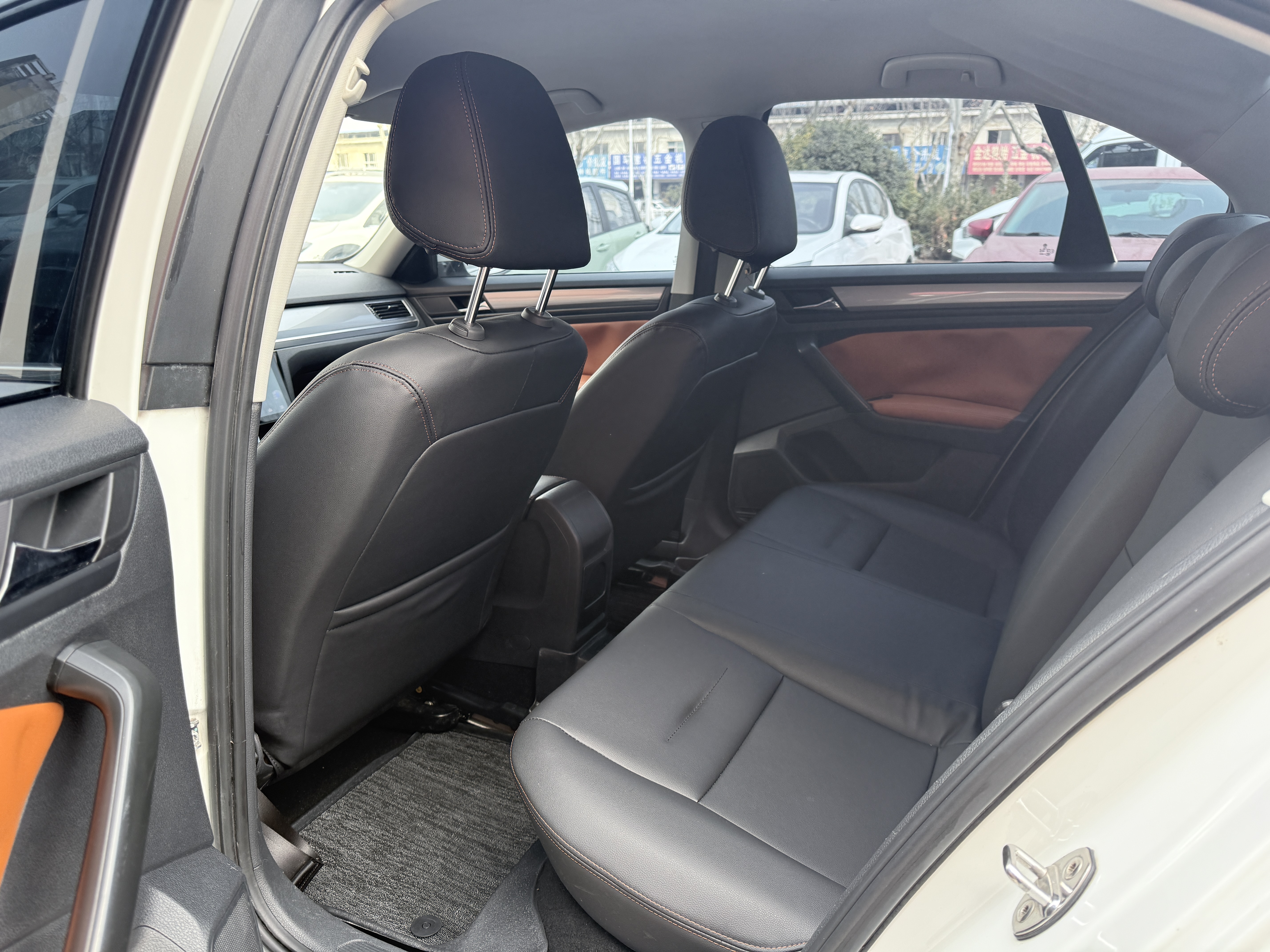 Volkswagen Bora 2017 immagine di auto #5