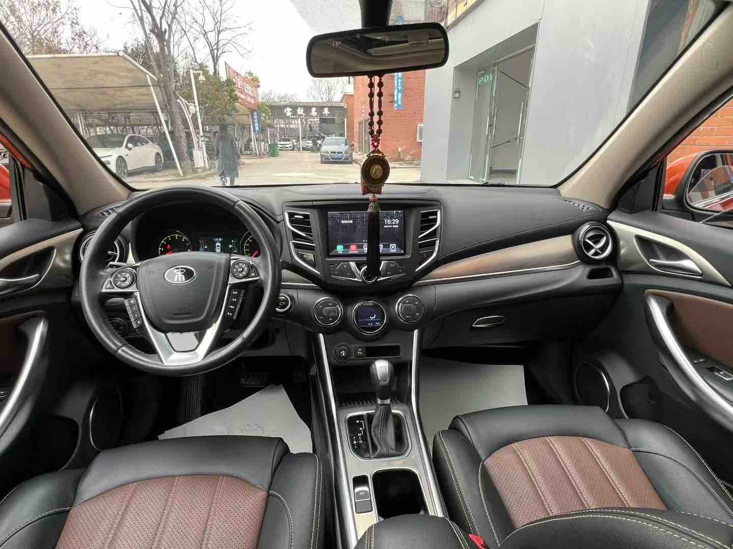 BYD Song 2017 car image #5