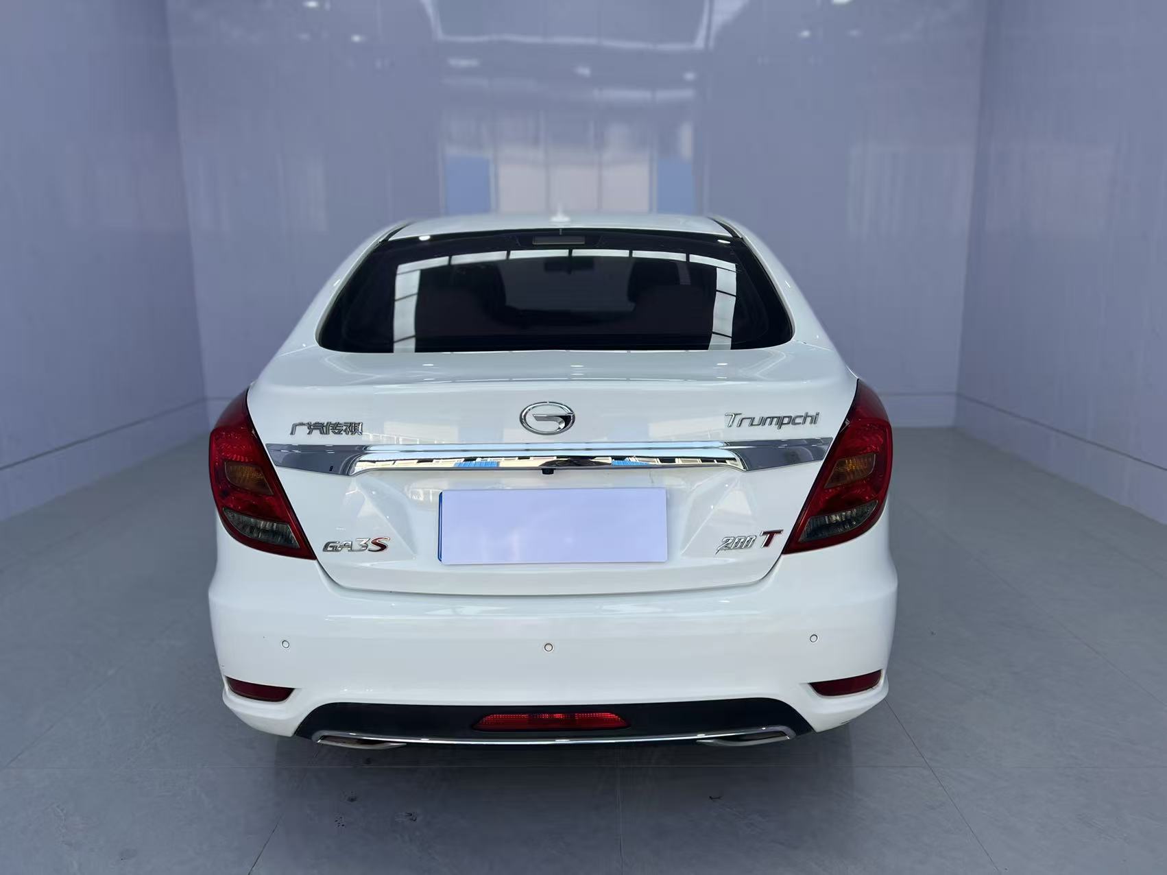 GAC Trumpchi GA3 2017 изображение автомобиля #5