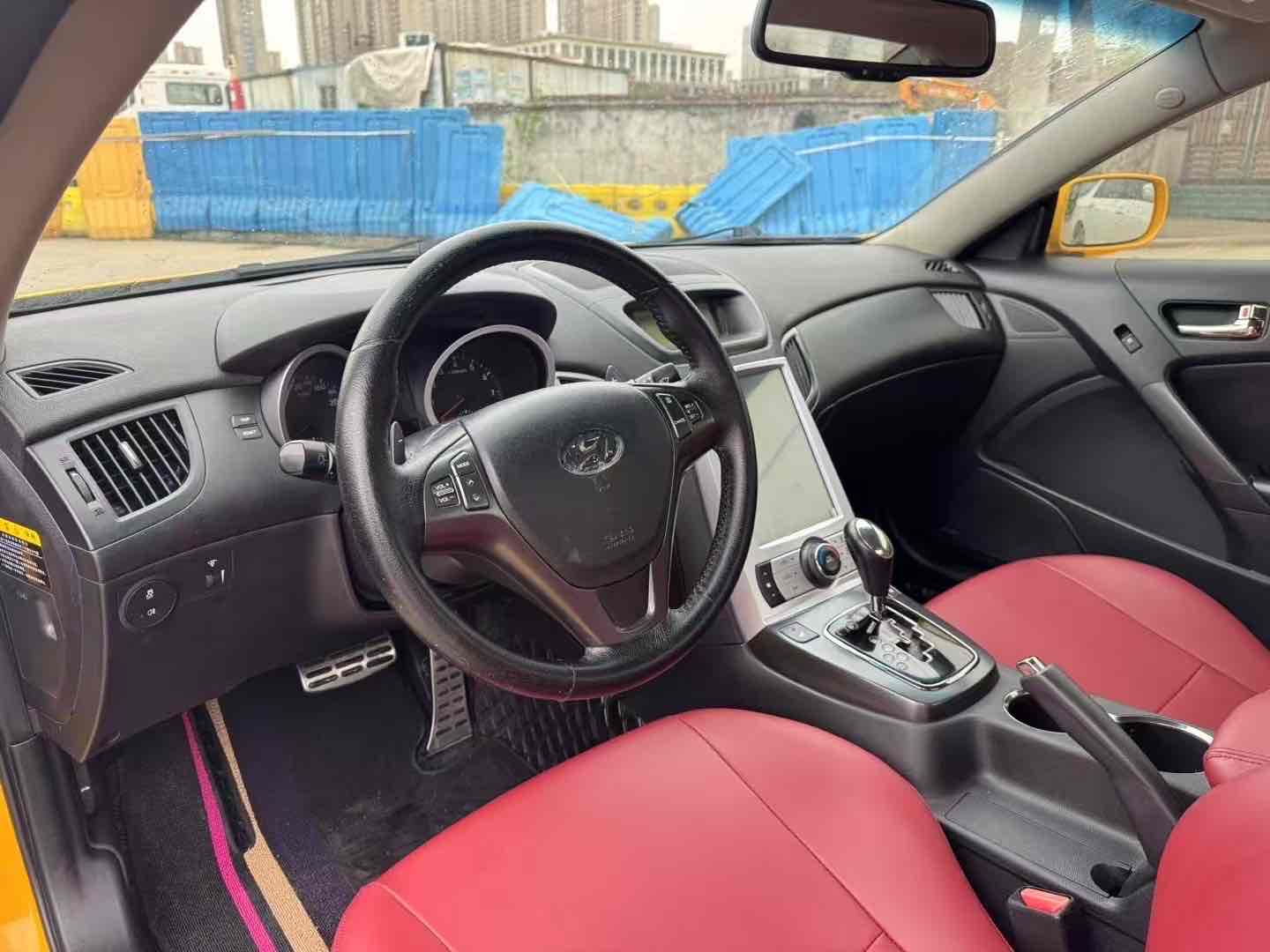 Hyundai Rohens 2012 car image #5