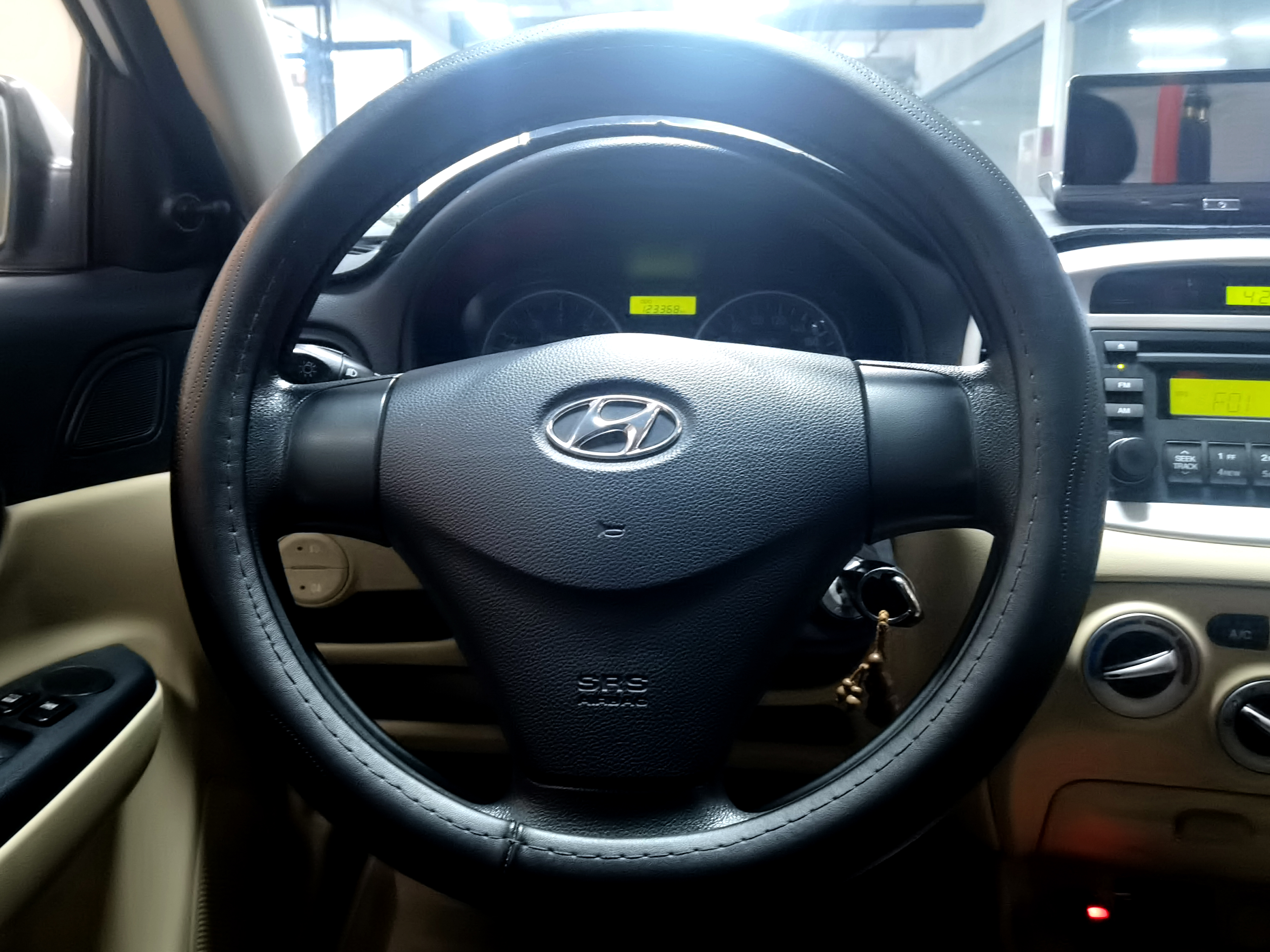 Hyundai Accent 2010 #5 Hyundai Accent 2010 car image #5