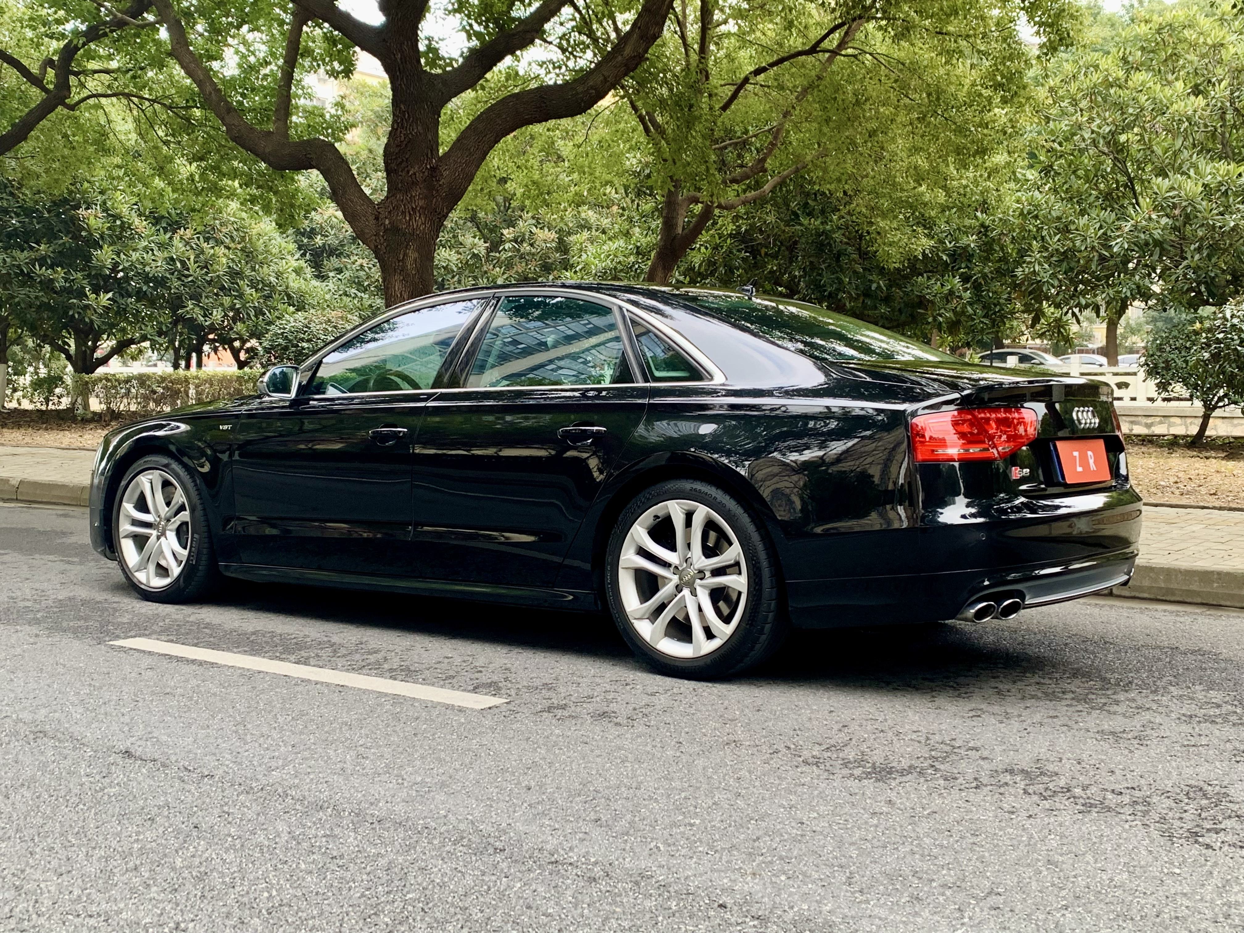 Audi S8 2013 #5 Audi S8 2013 car image #5