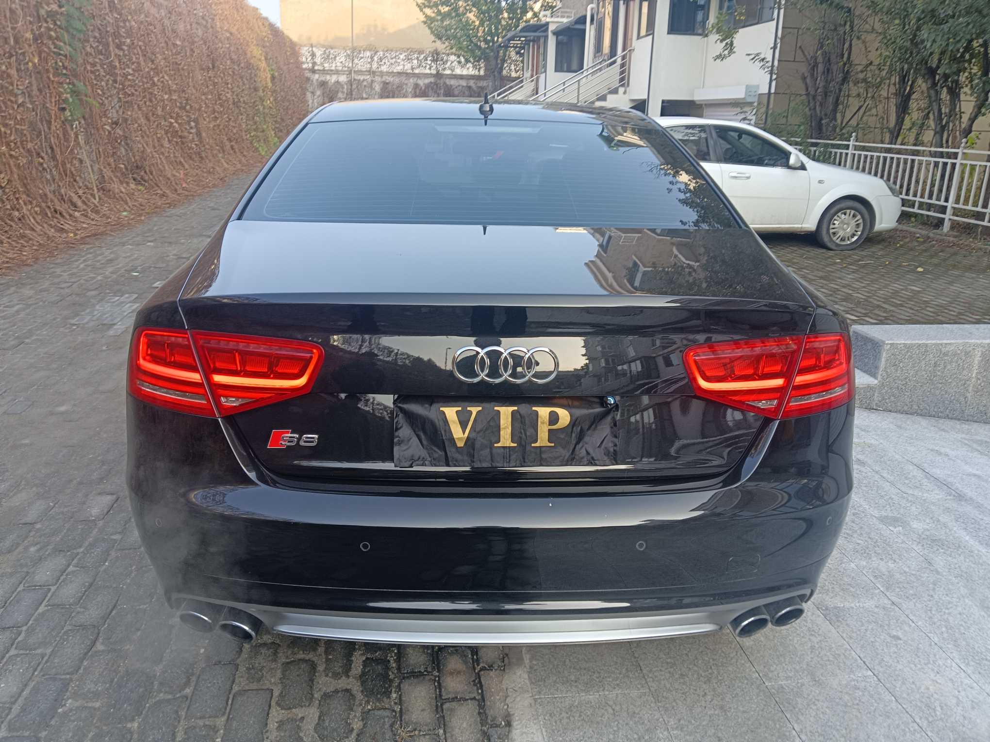 Audi S8 2013 #5 Audi S8 2013 car image #5