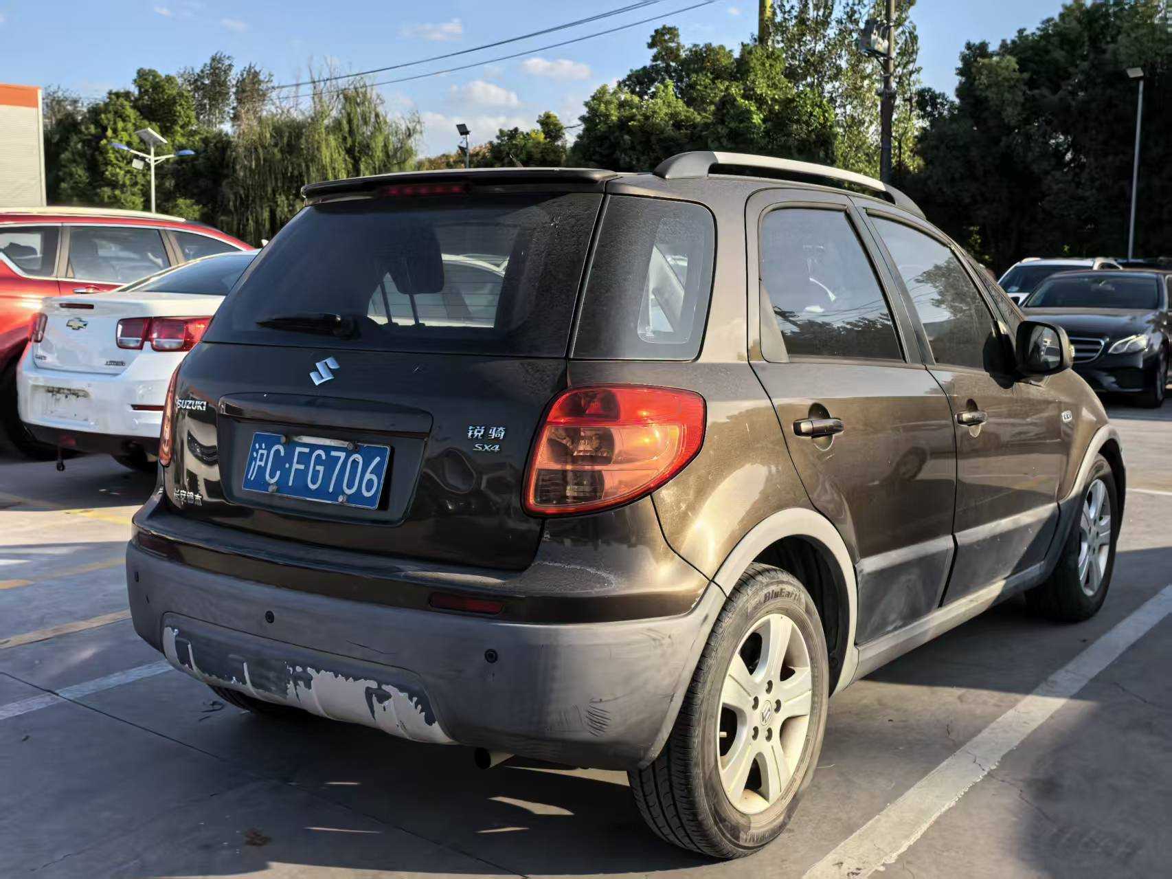 Suzuki SX4 Sedan 2012 image de voiture #5