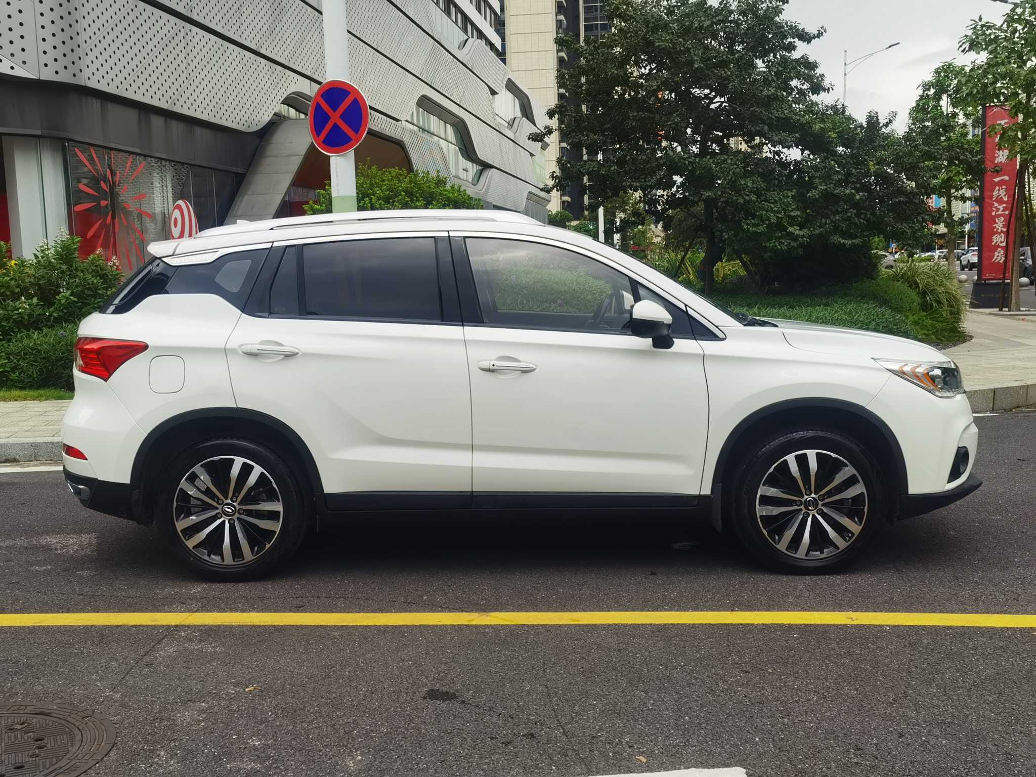 GAC Trumpchi GS4 New Energy 2018 car image #5