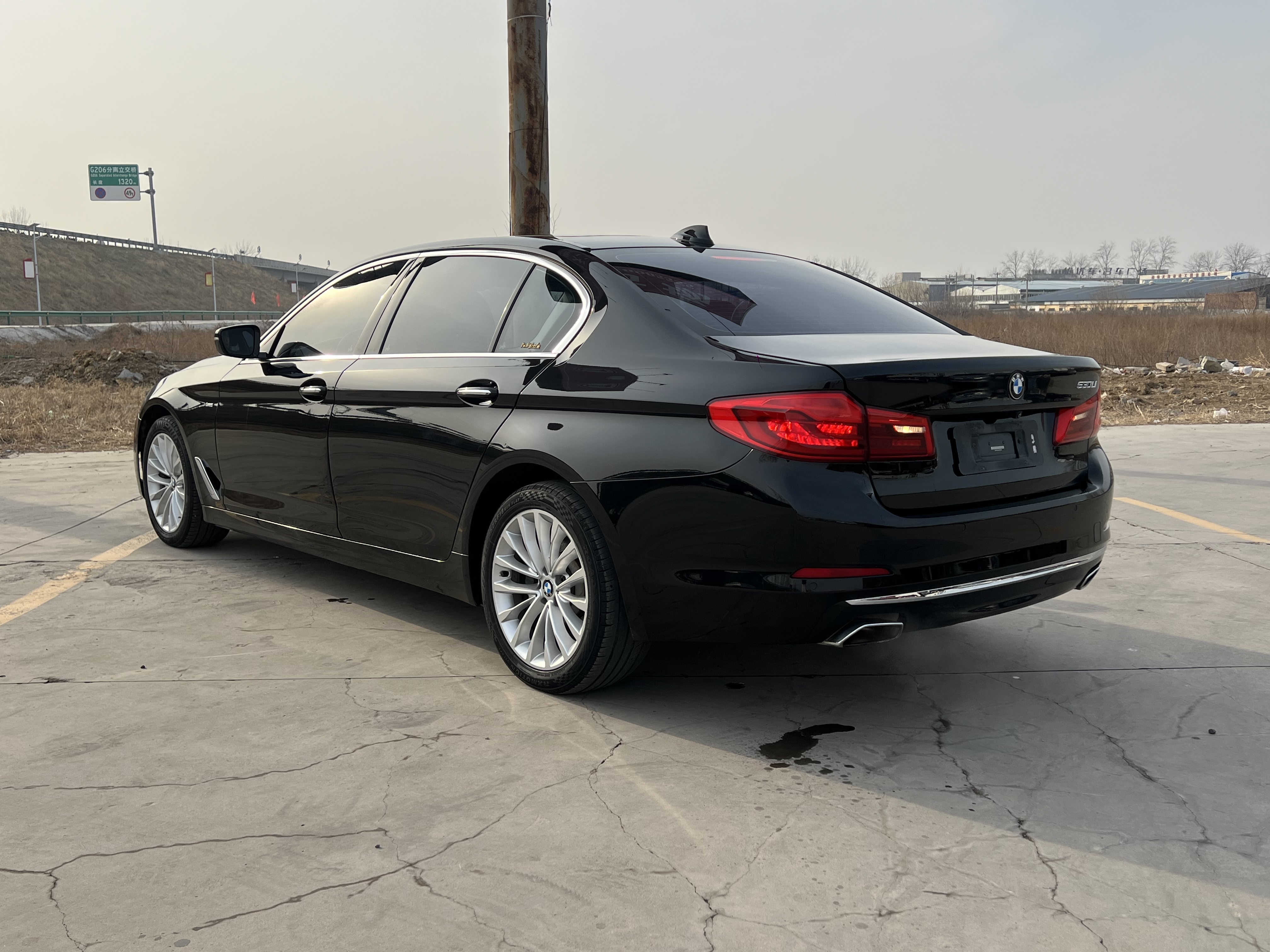 BMW 5 Series 2018 #5 BMW 5 Series 2018 car image #5