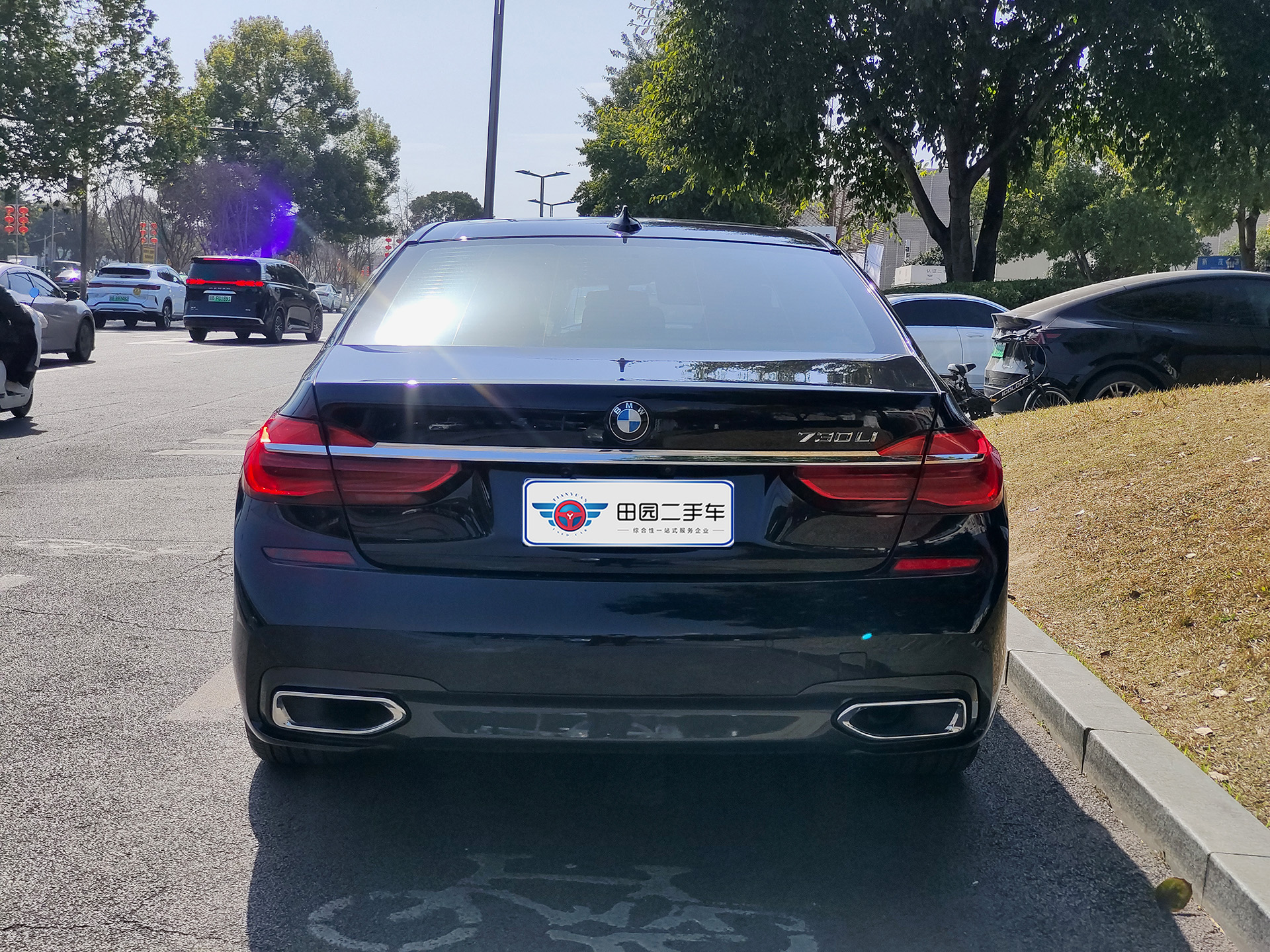 BMW 7 Series 2018 car image #5