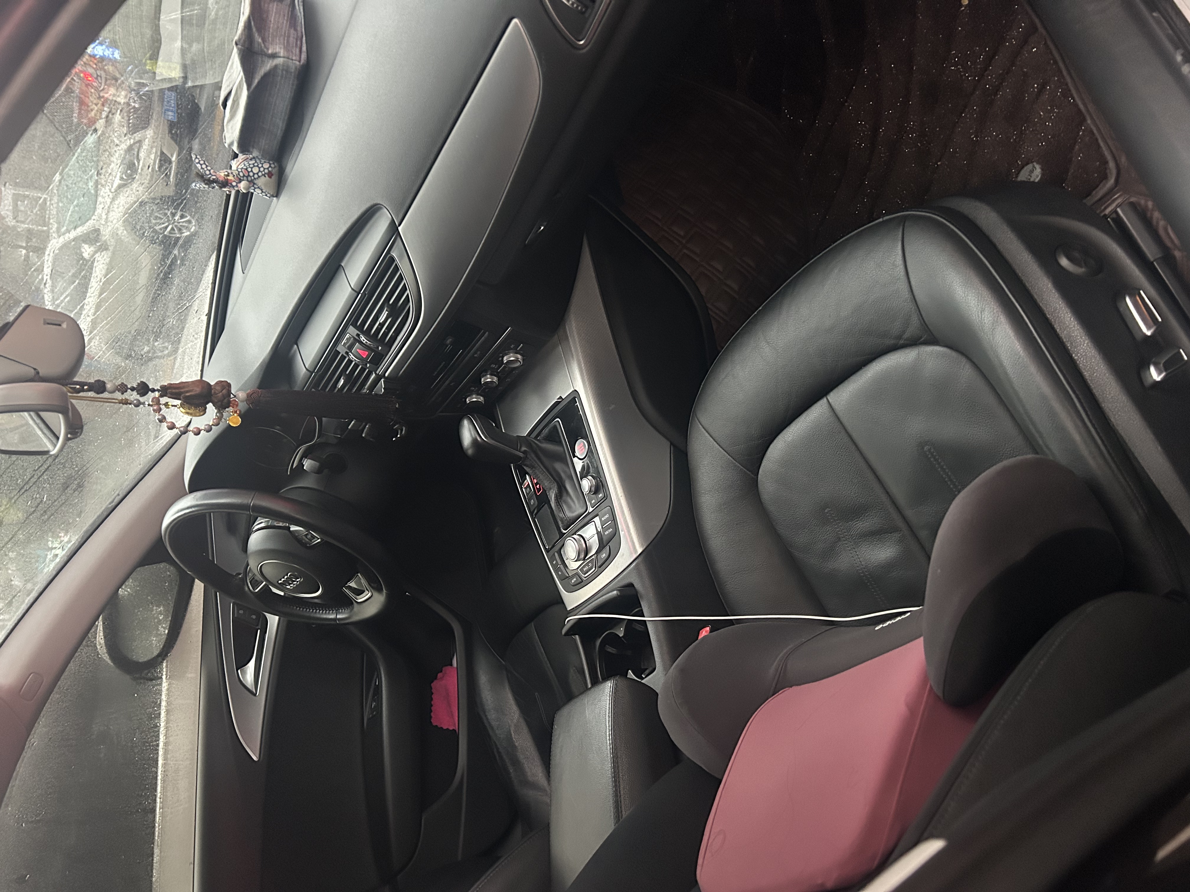 Audi 2018 car image #5