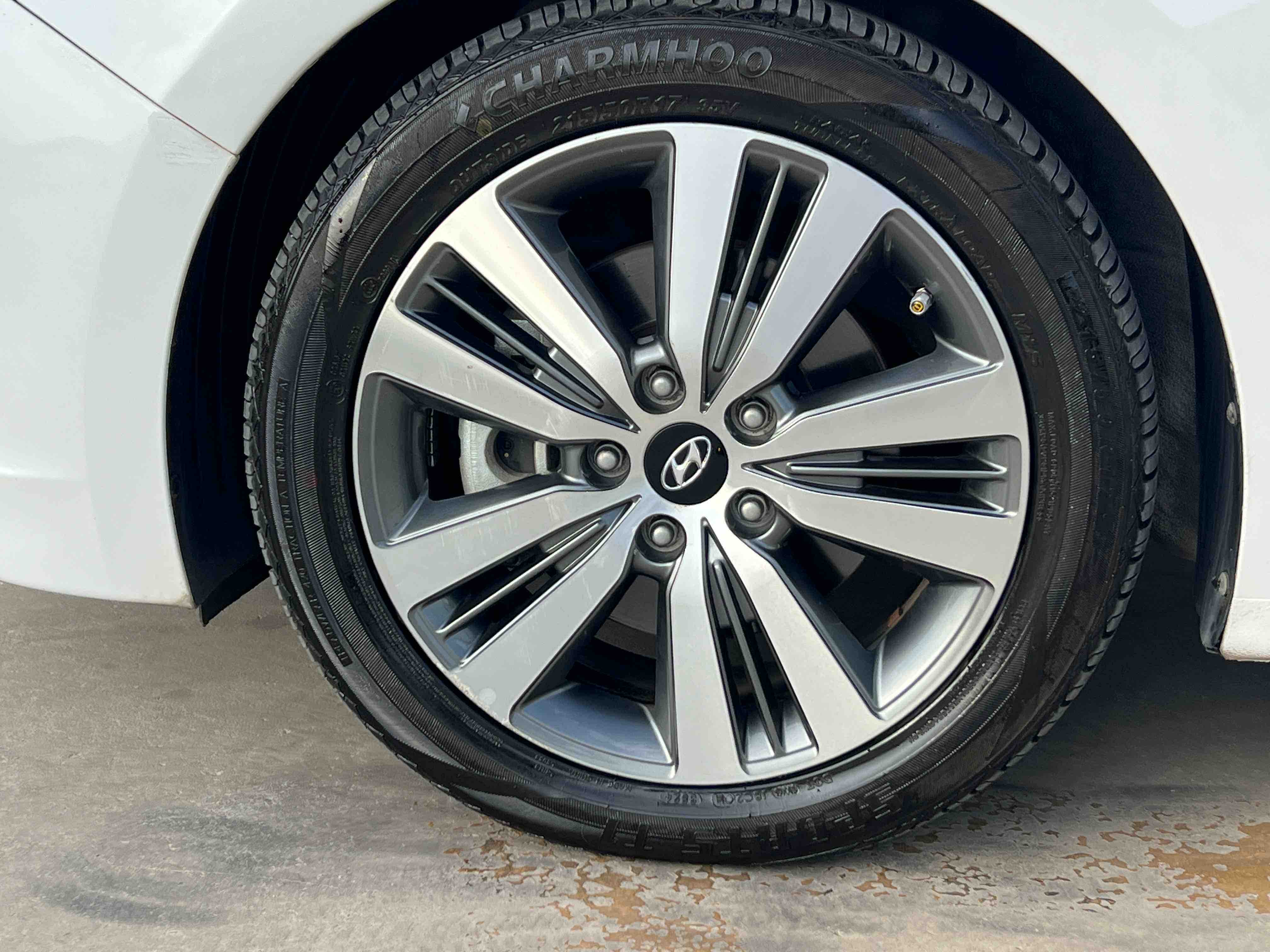 Hyundai Mistra 2016 car image #5