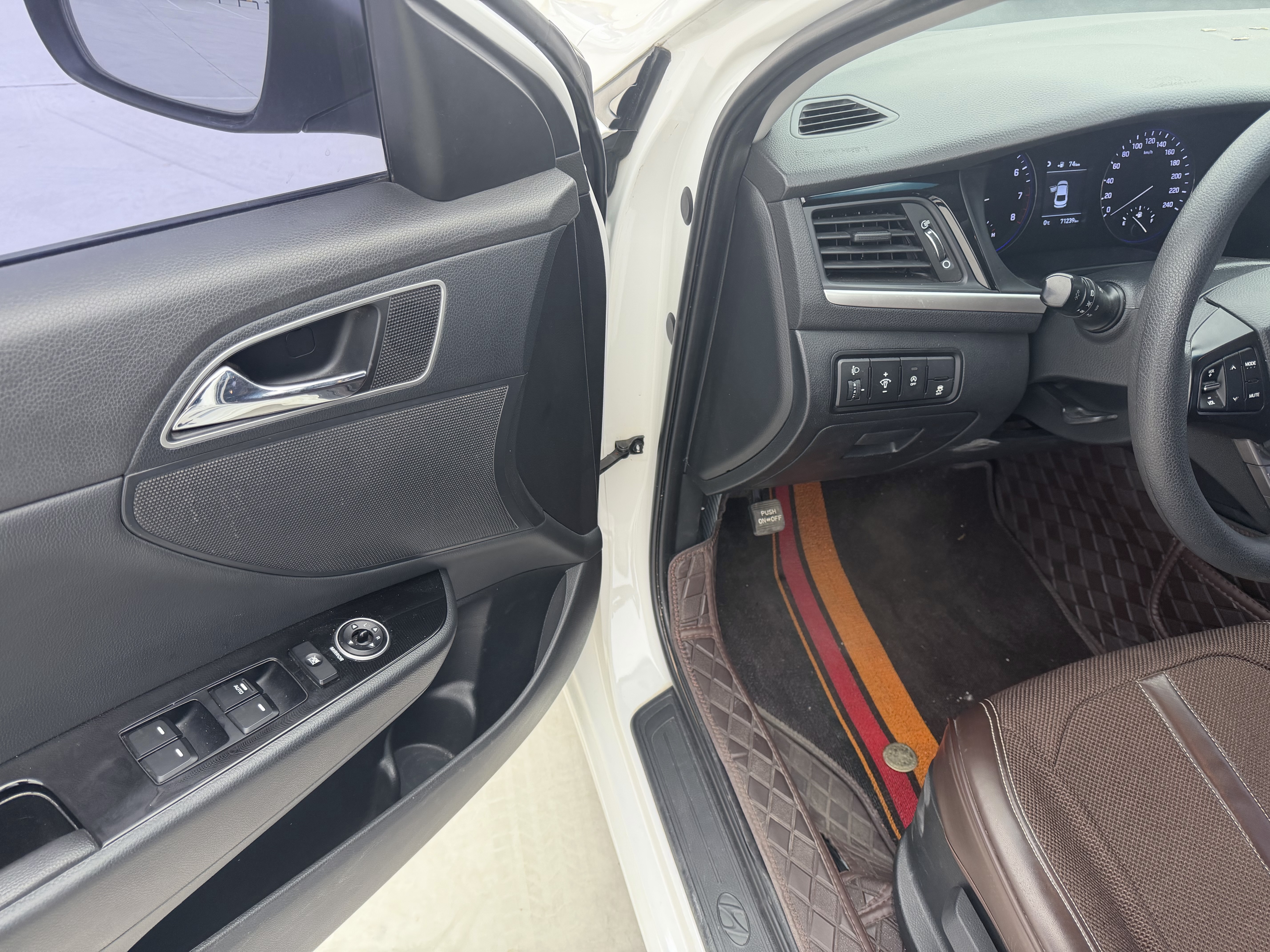 Hyundai Mistra 2017 car image #5