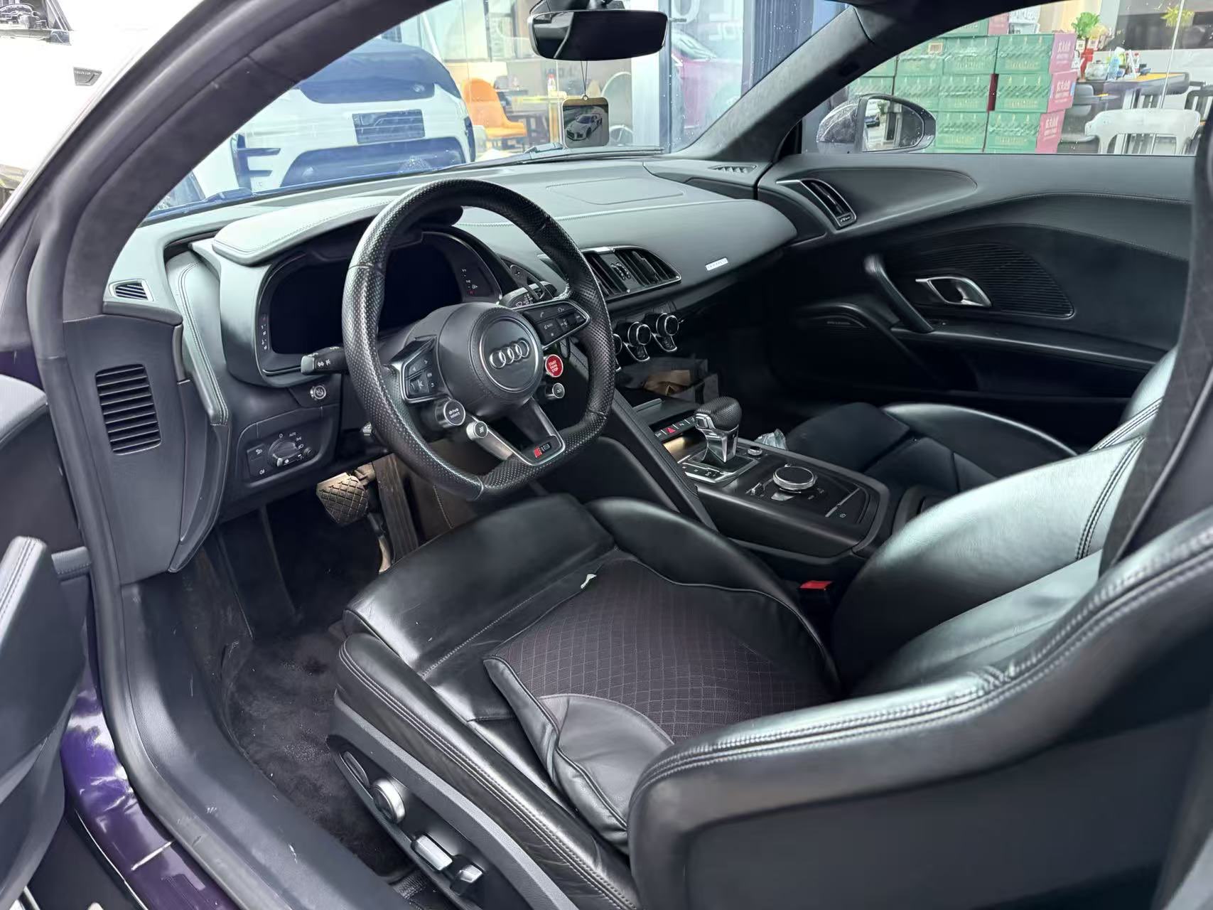 Audi R8 2018 car image #5