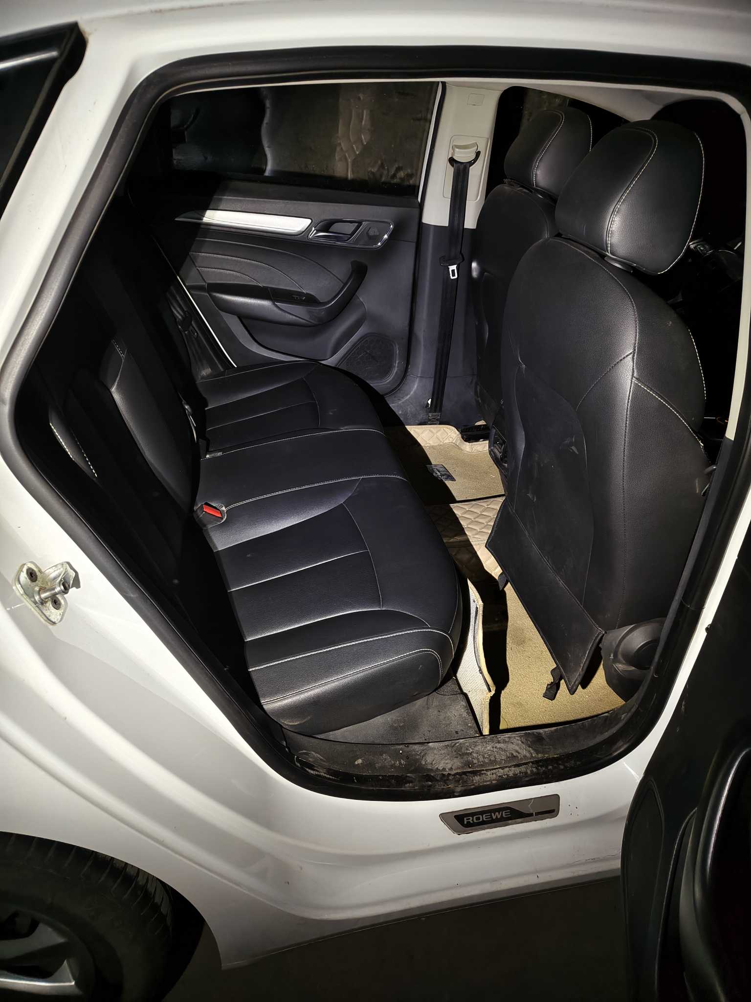 Roewe i6 New Energy 2018 imagem de carro #5