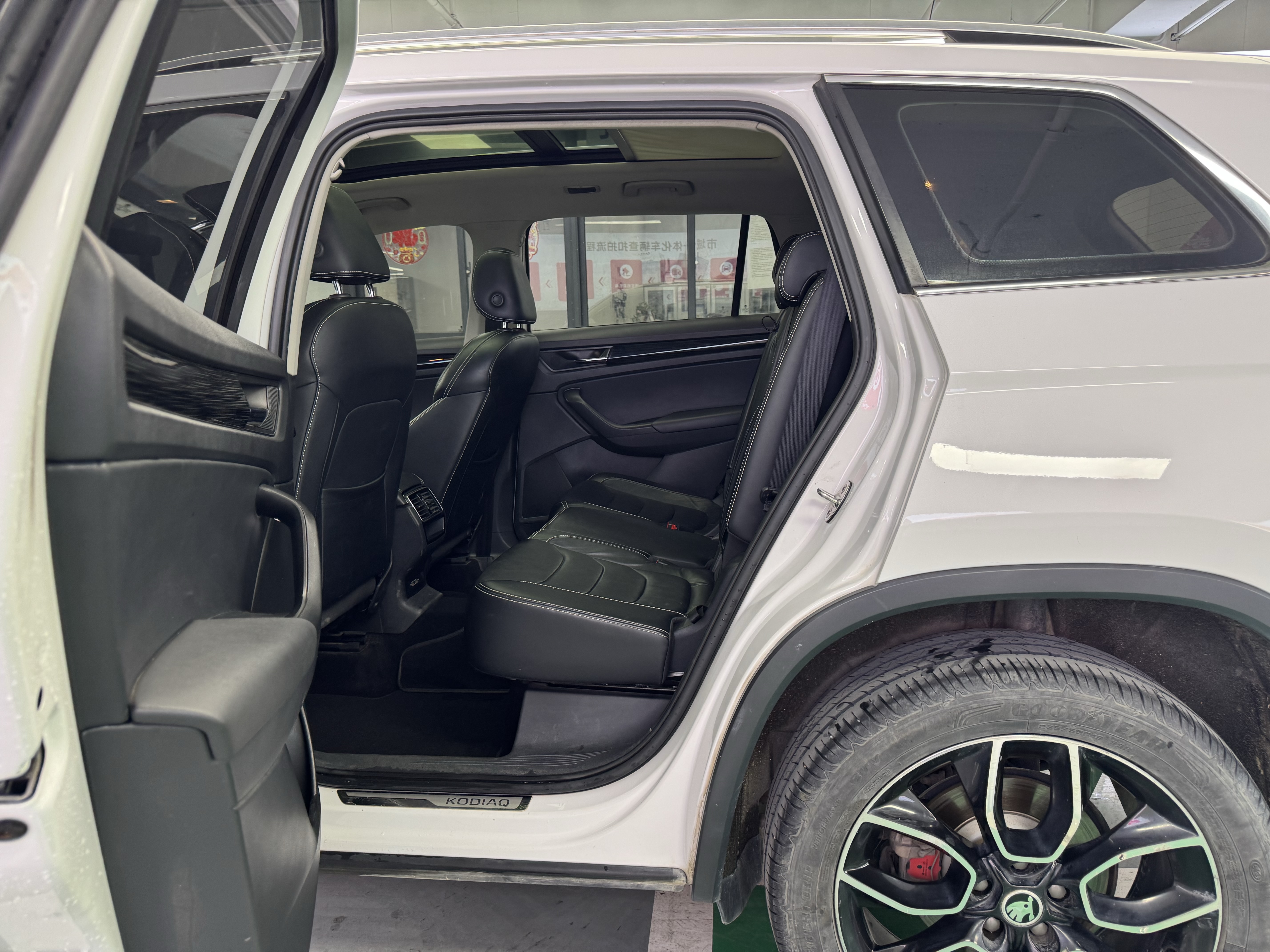 Skoda Kodiaq 2017 изображение автомобиля #5