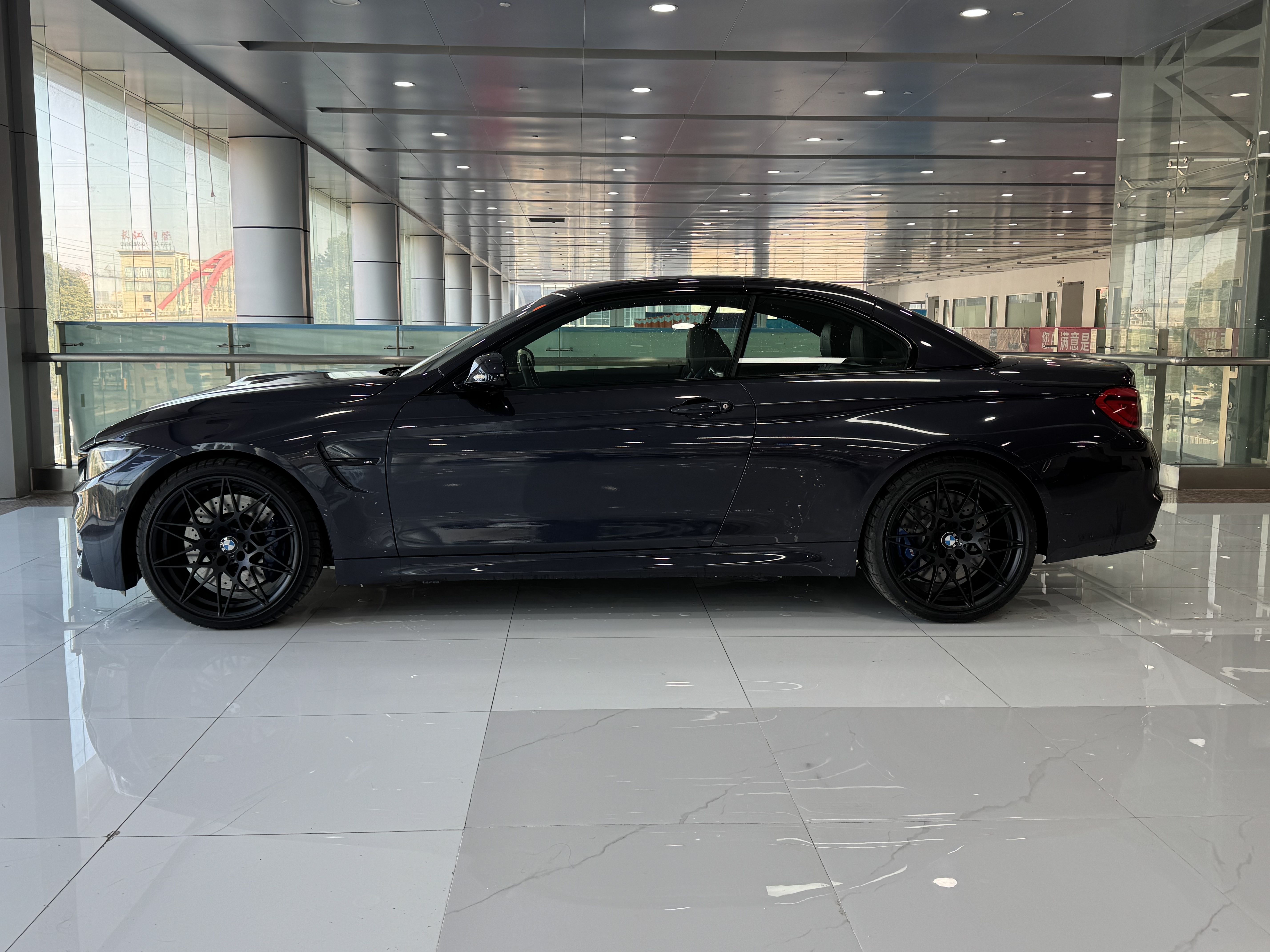 宝马 宝马M4 2019 汽车图片 #5