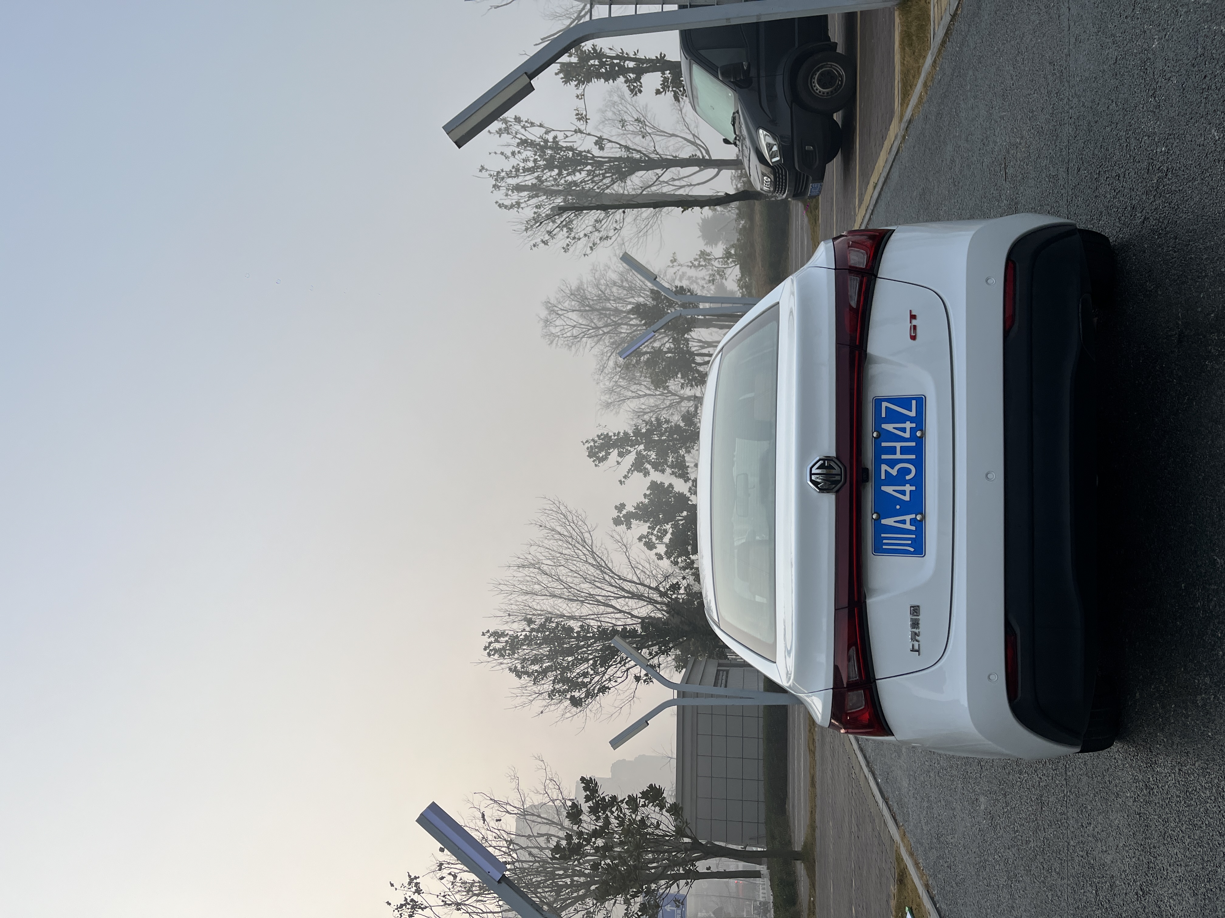 MG GT 2018 car image #5