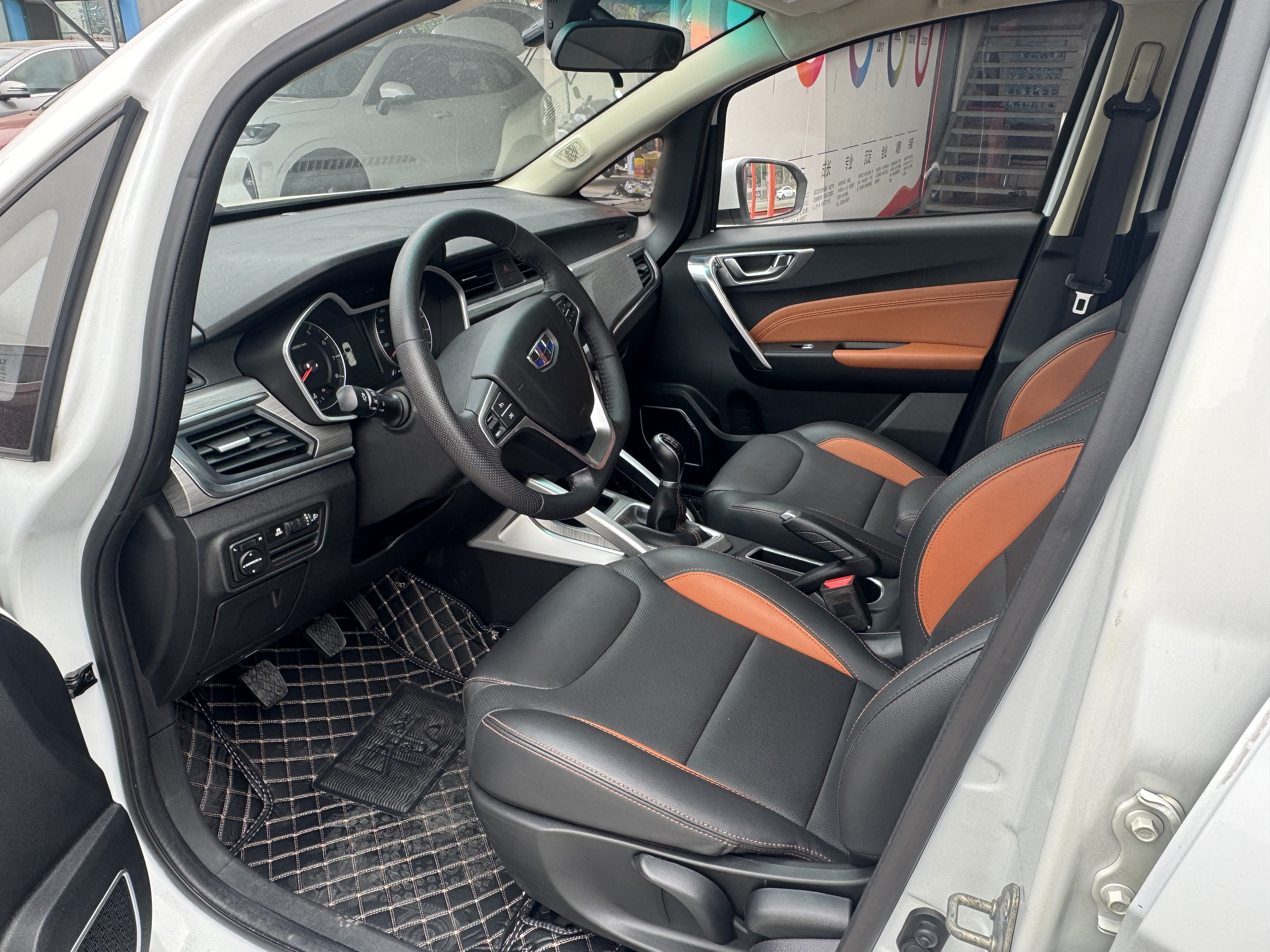 Vision X3 2017 car image #5