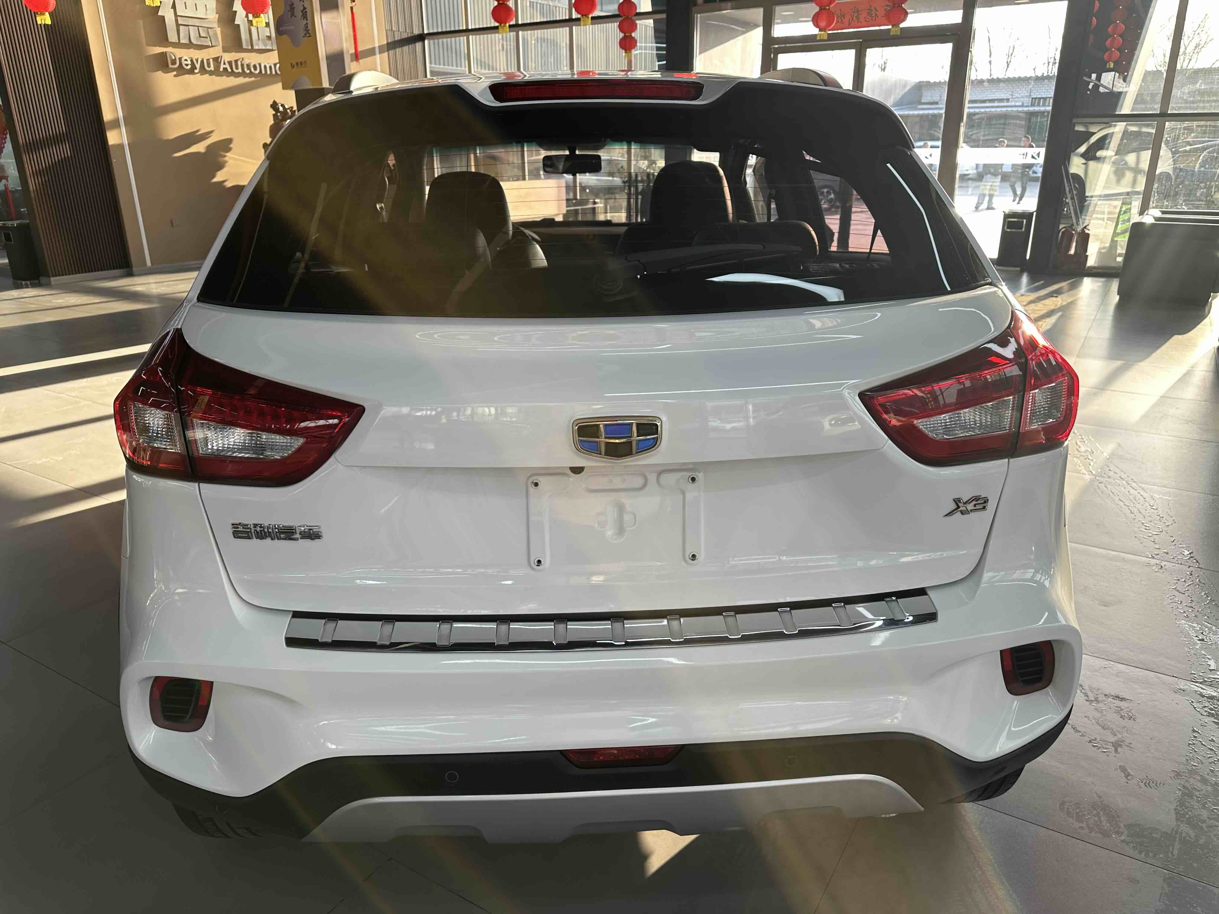 Vision X3 2019 immagine di auto #5