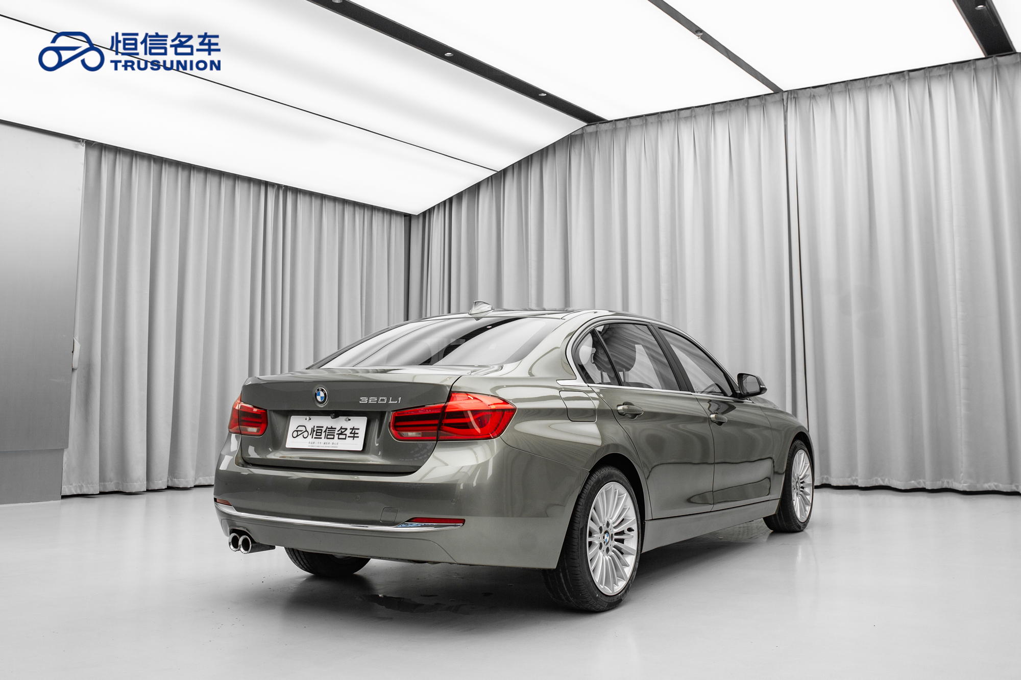 BMW 3 Series 2018 #5 BMW 3 Series 2018 car image #5