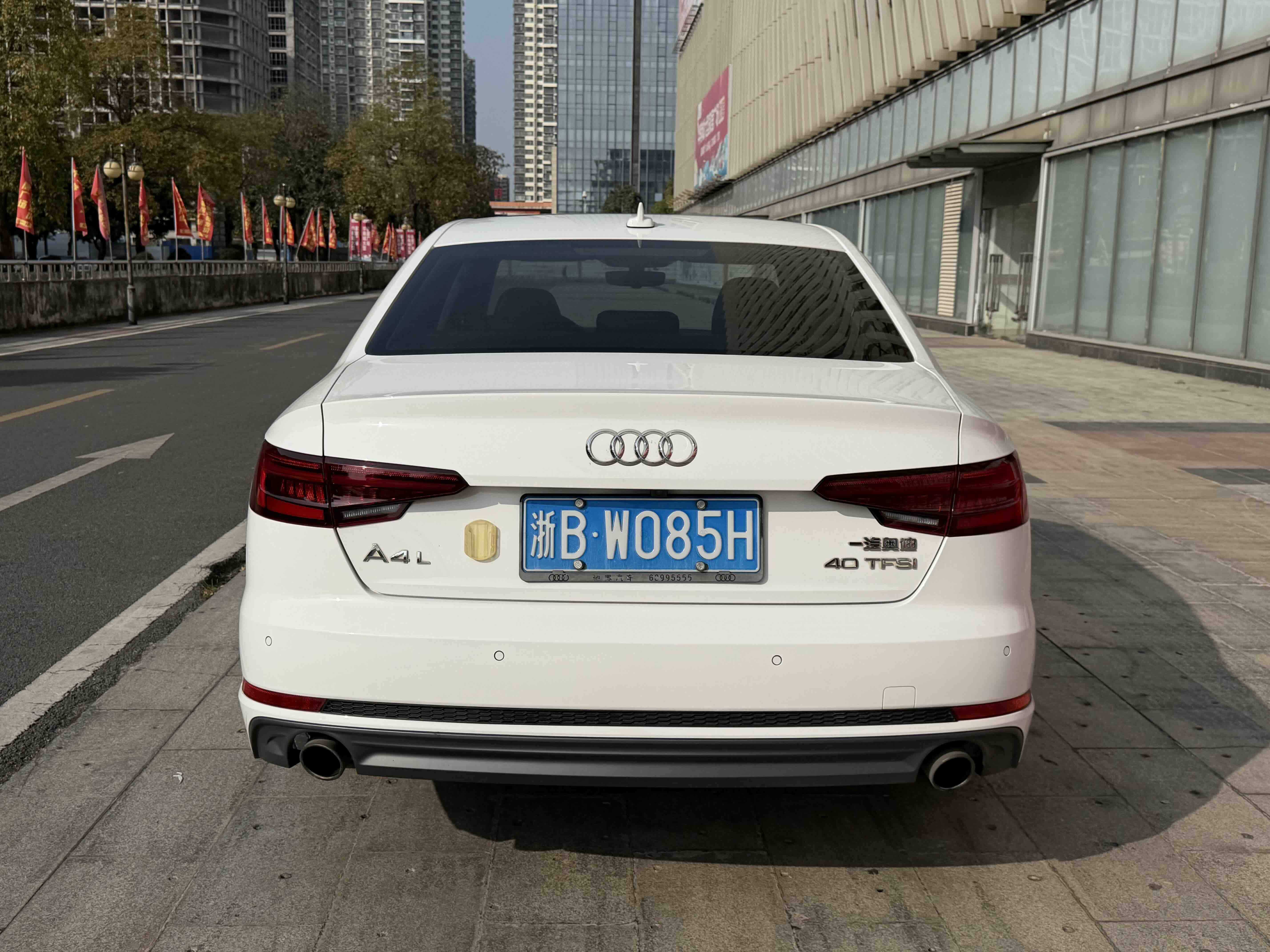 Audi A4L 2018 #5 Audi A4L 2018 car image #5