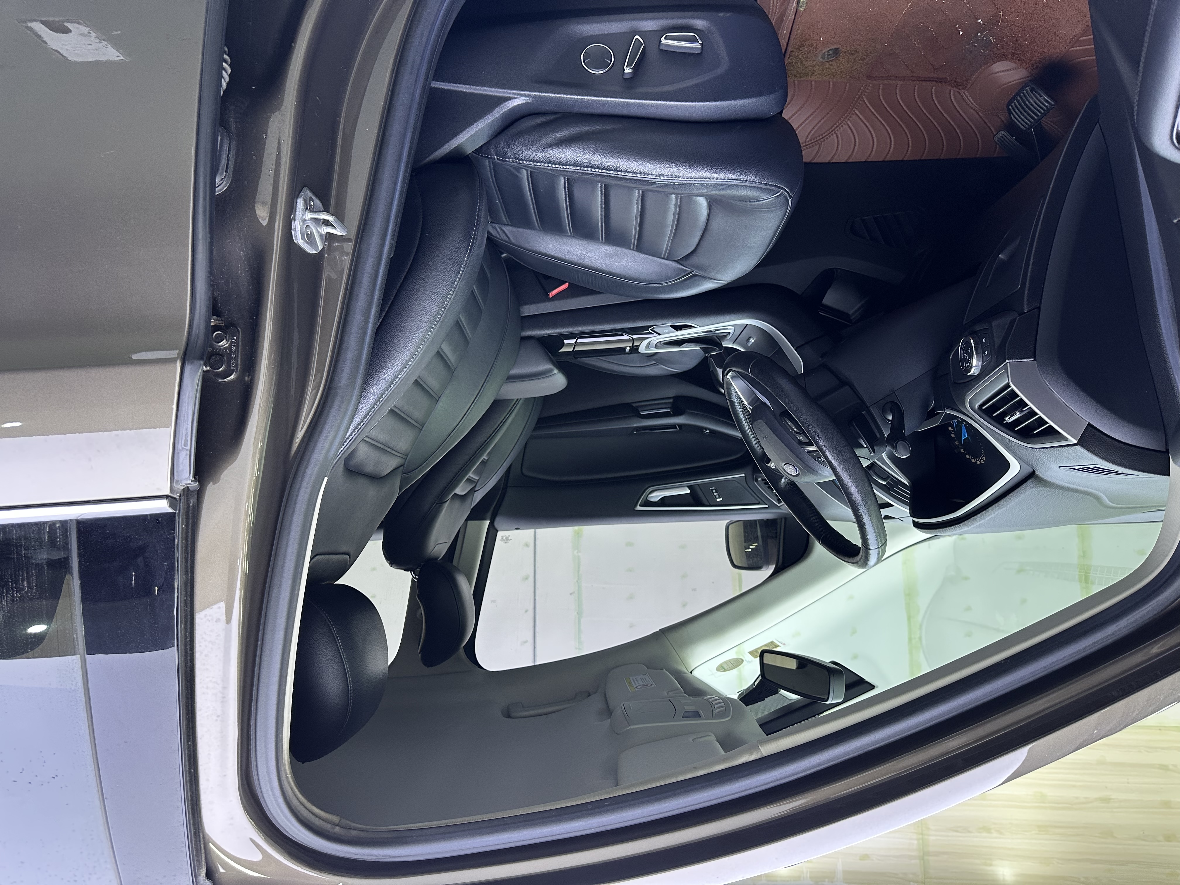 Ford Edge 2018 изображение автомобиля #5