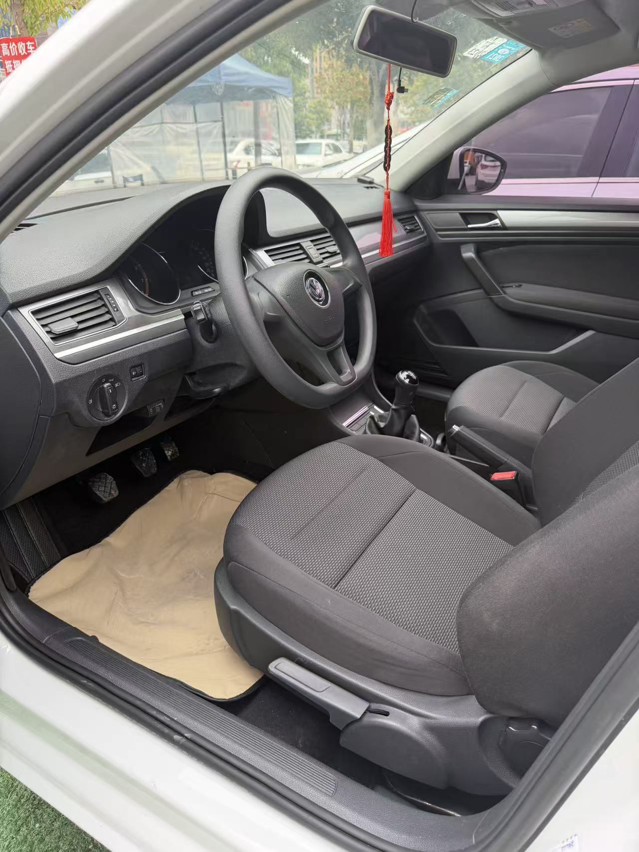Volkswagen Bora 2019 car image #5