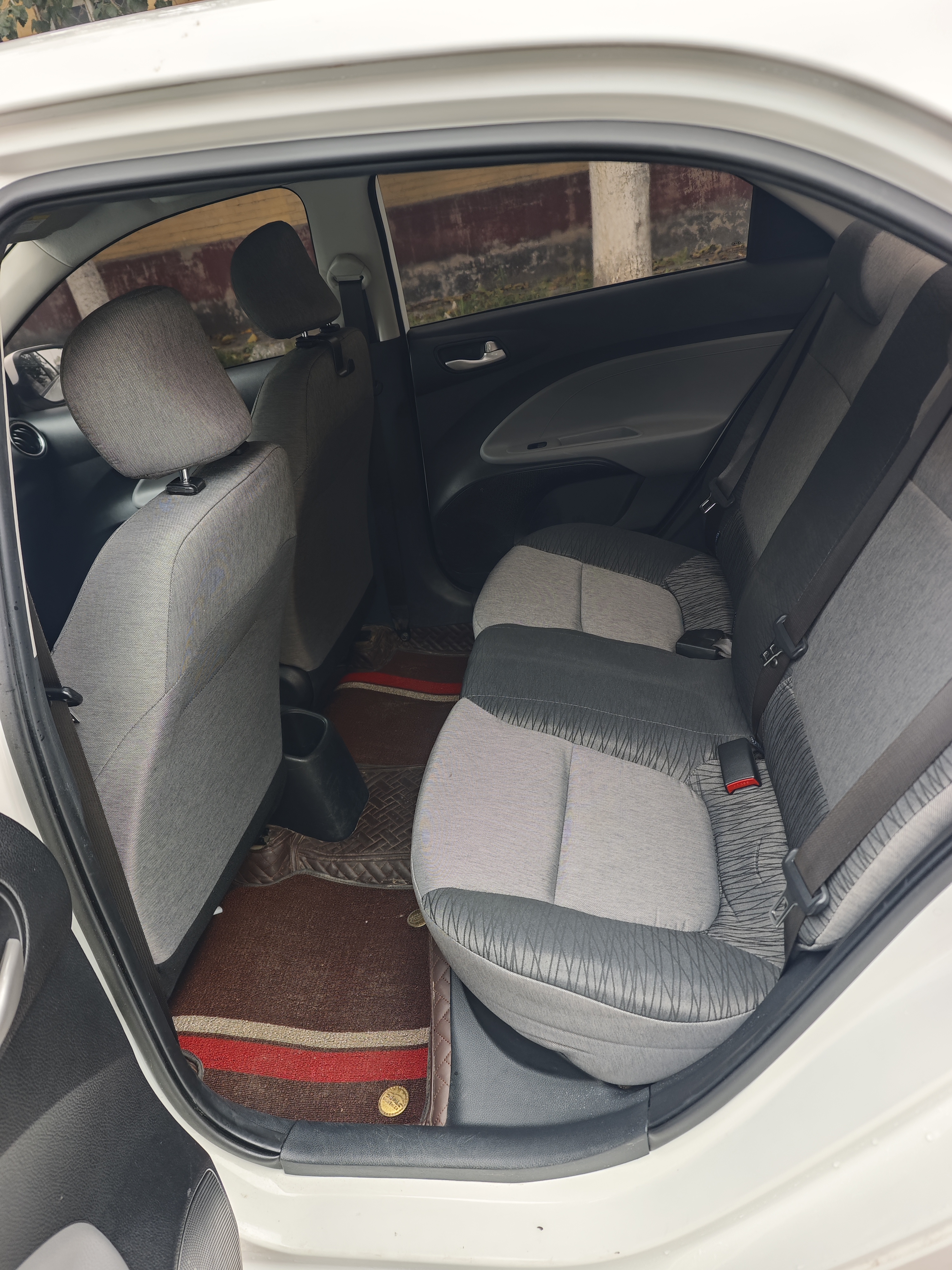 Kia 2019 car image #5