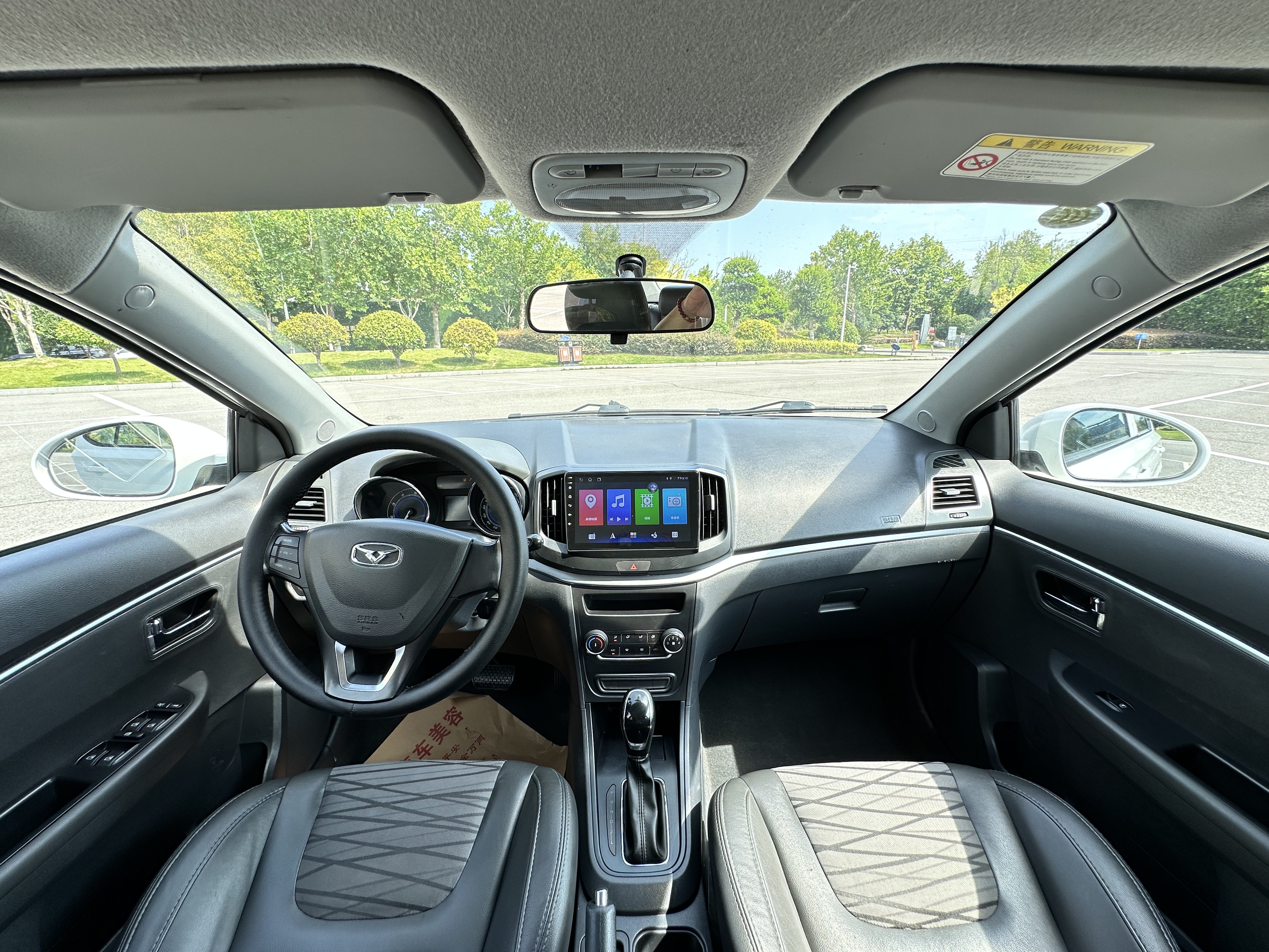 Kaiyi E3 2018 #5 Kaiyi E3 2018 car image #5