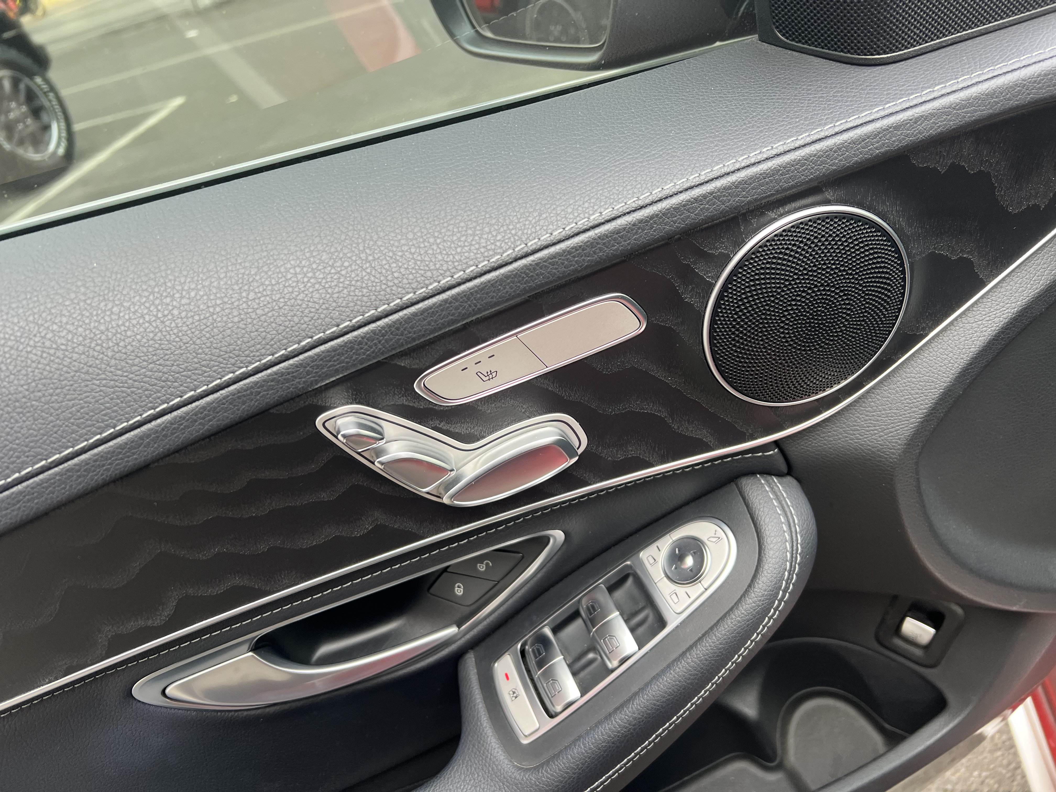 Mercedes-Benz C Class 2018 car image #5