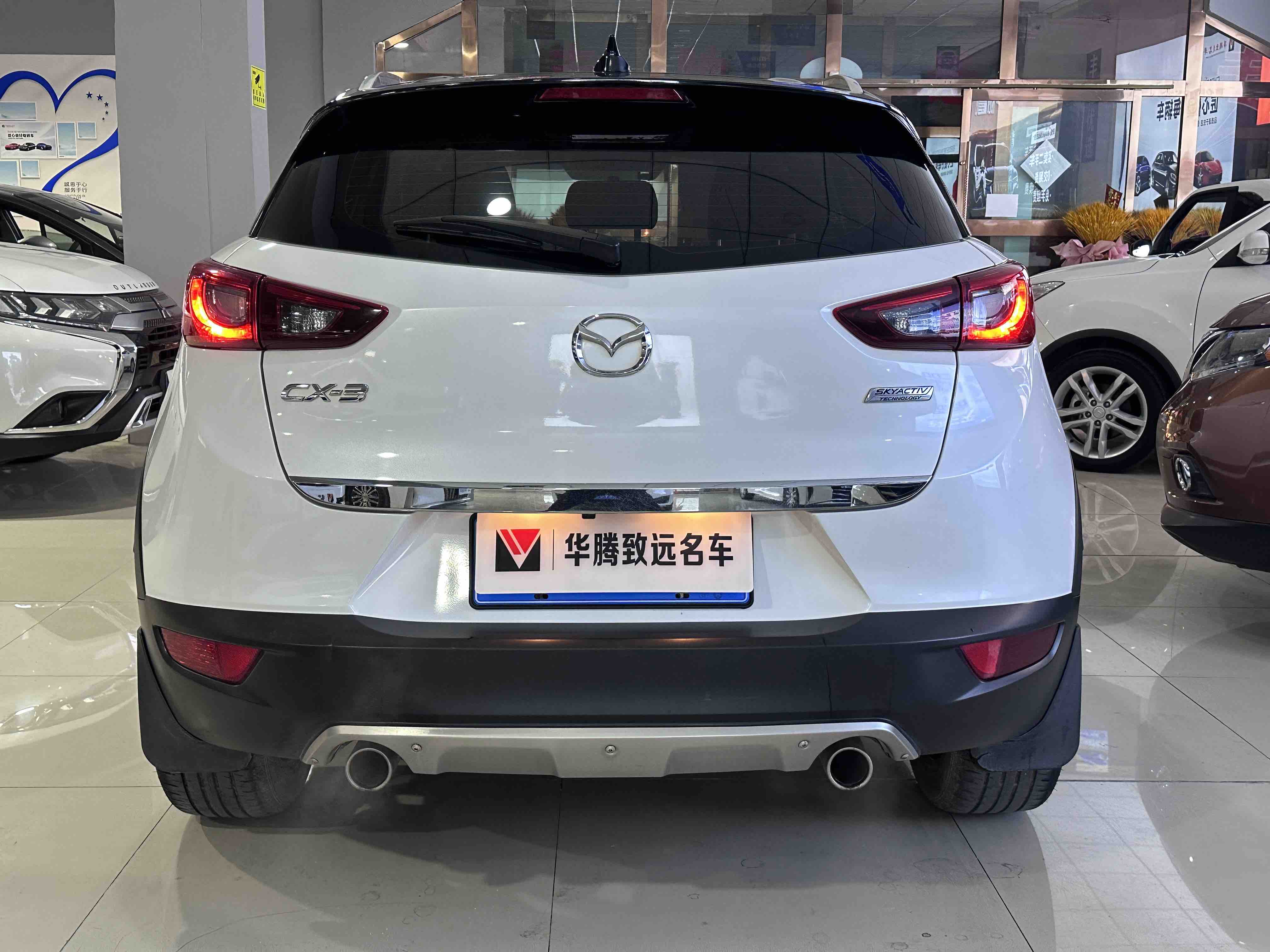 Mazda CX-3 2018 صورة سيارة #5