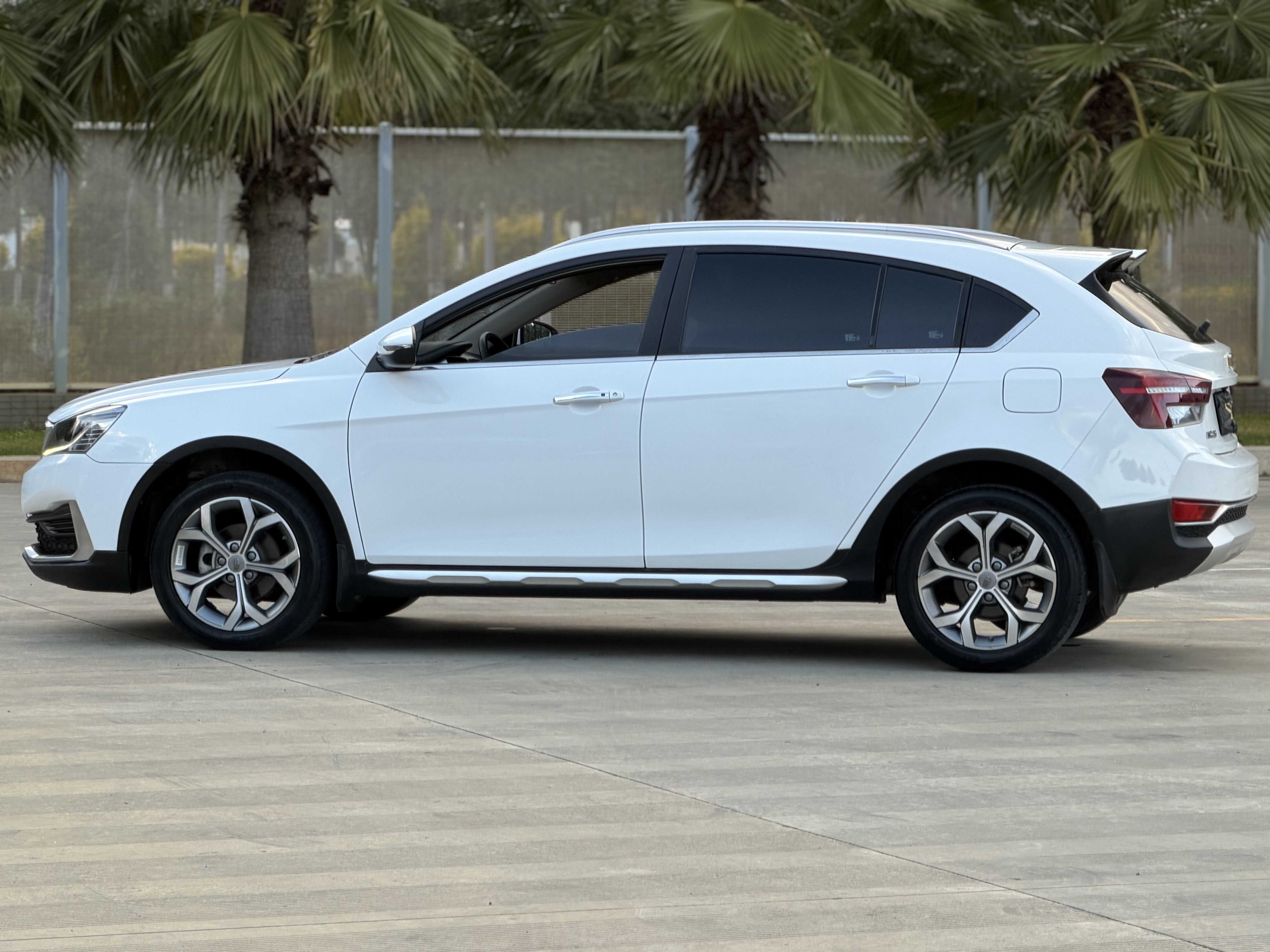 GEELY Vision S1 2018 #5 GEELY Vision S1 2018 immagine di auto #5