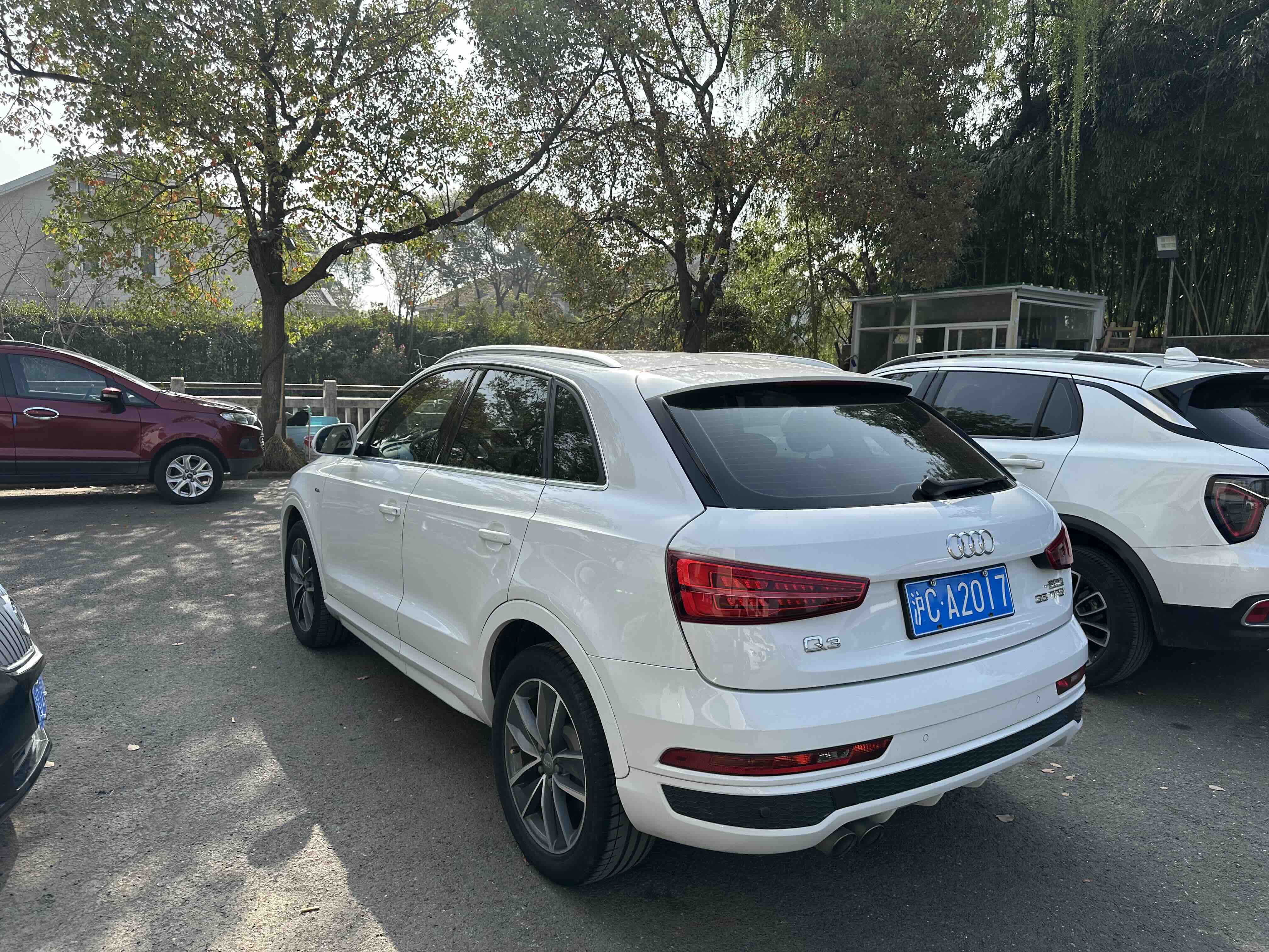 Audi Q3 2019 car image #5