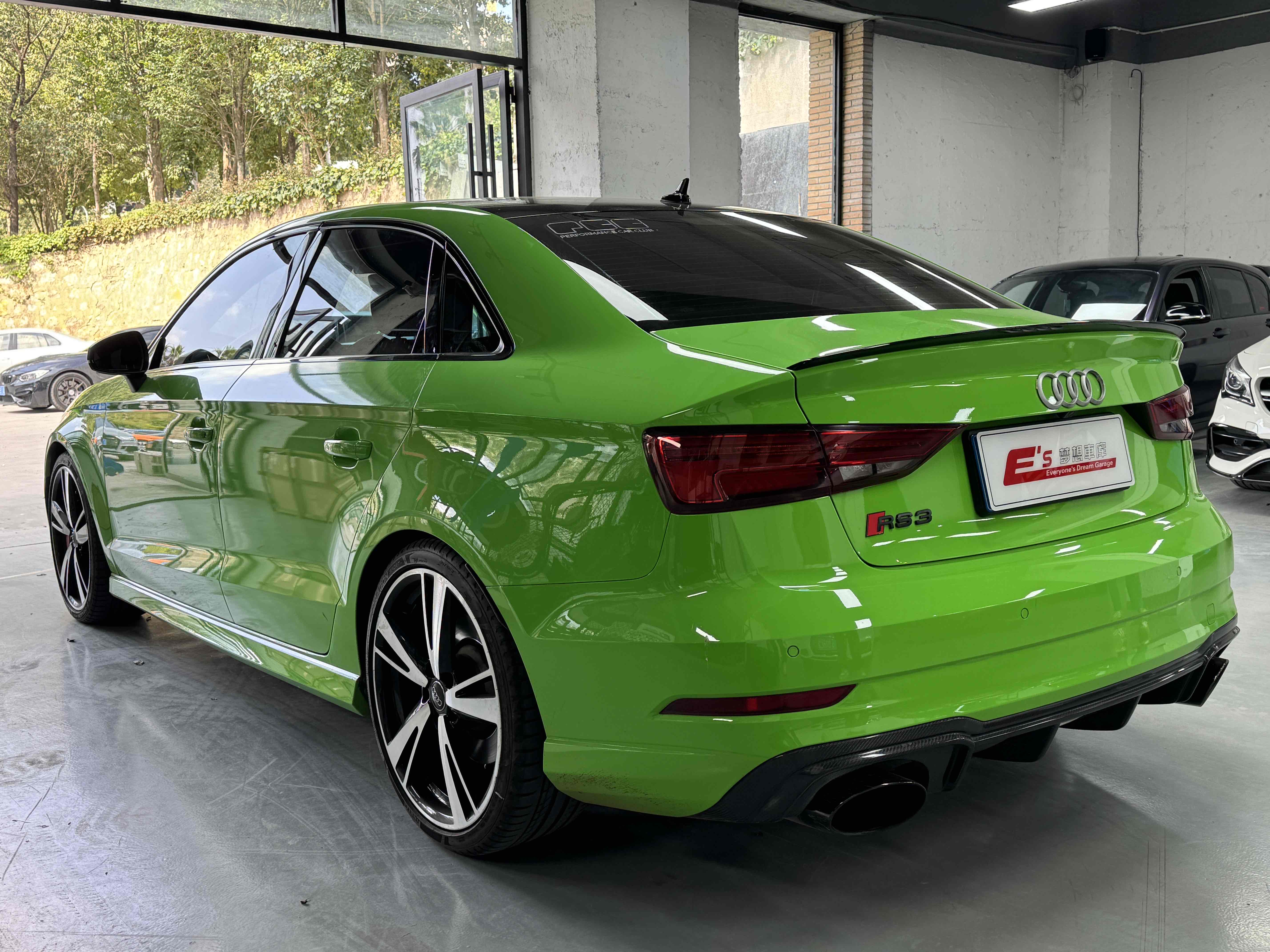 Audi RS 3 2018 car image #5