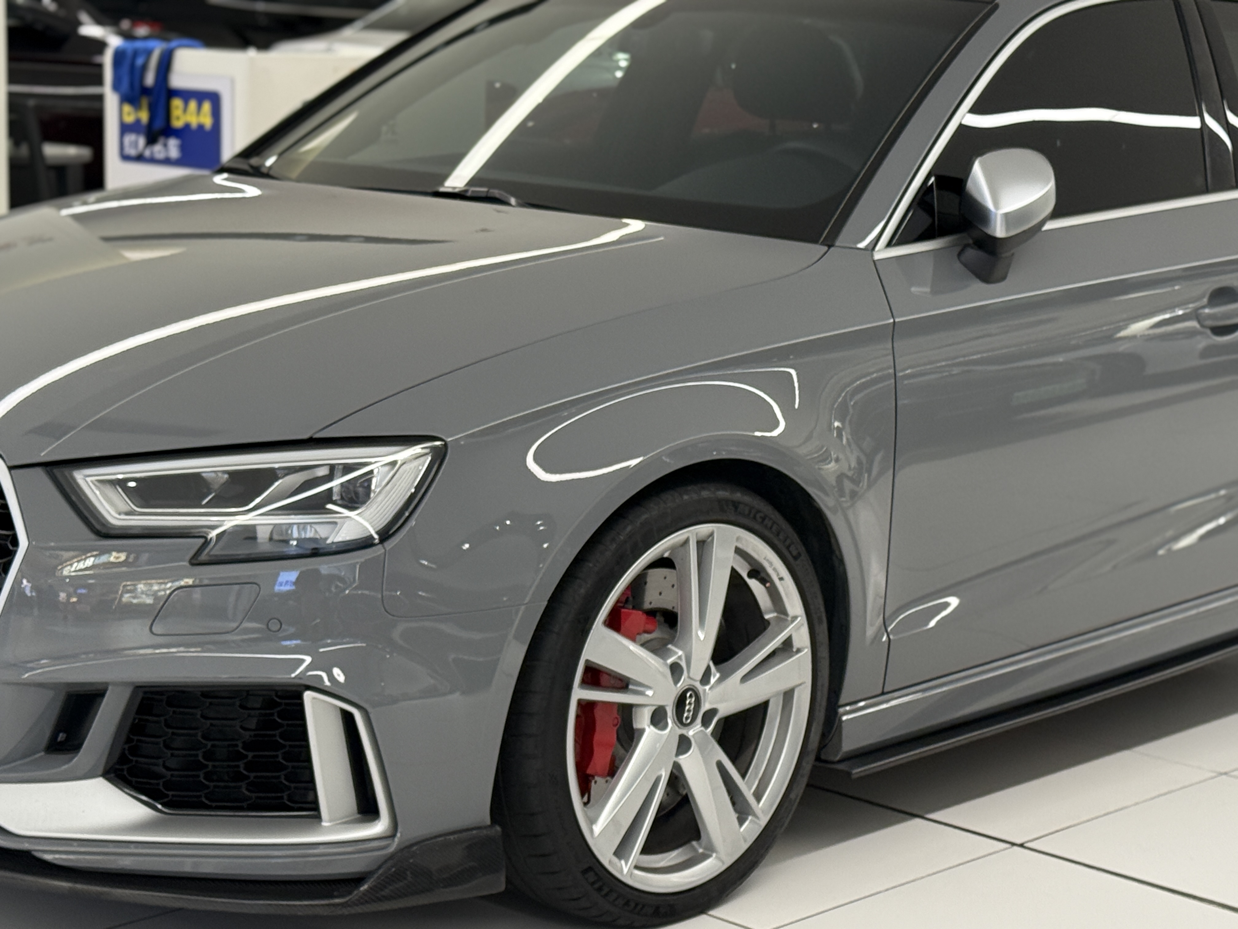 Audi RS 3 2018 car image #5