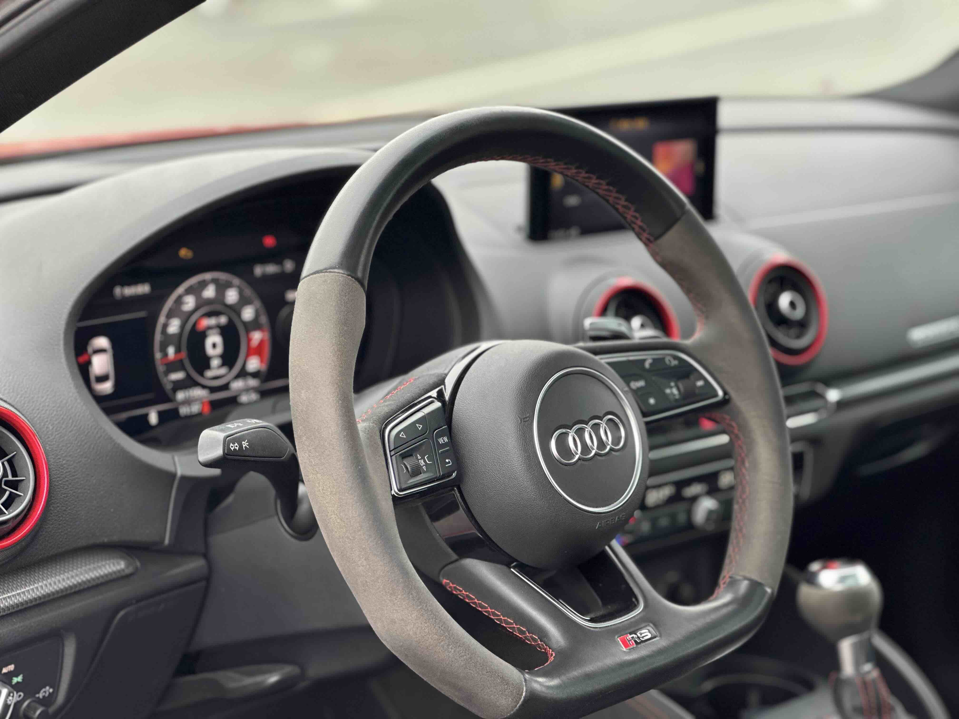 Audi RS 3 2019 immagine di auto #5