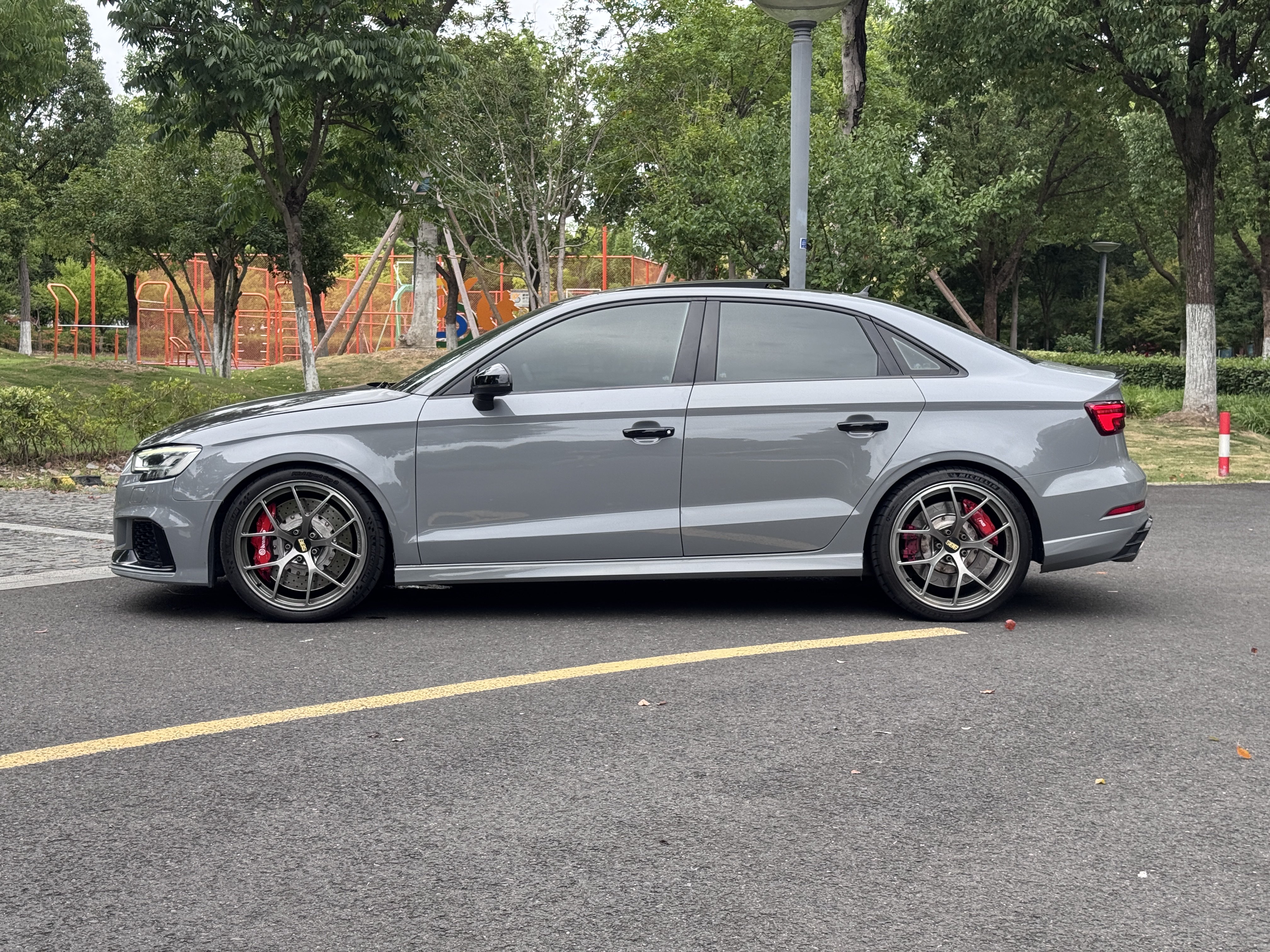 Audi RS 3 2019 car image #5