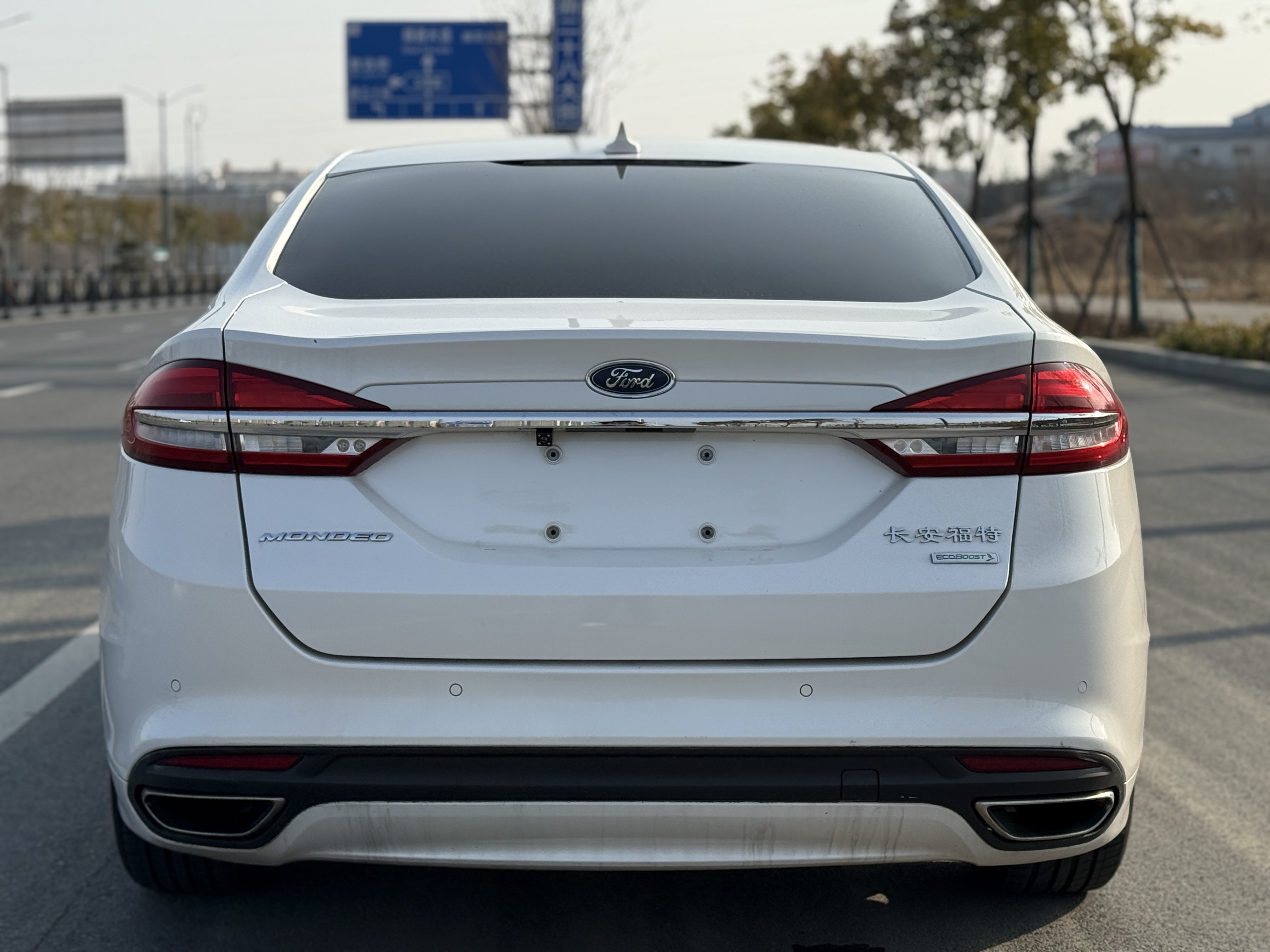 Ford Mondeo 2017 car image #5