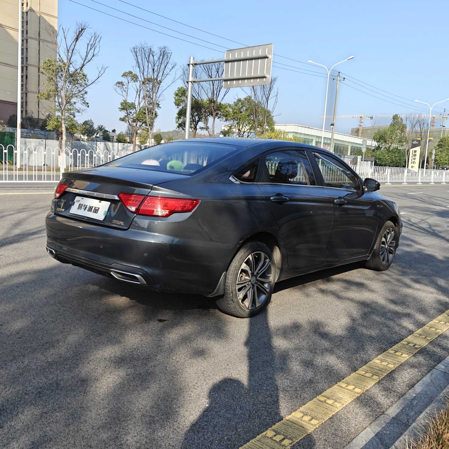 Emgrand GL 2018 car image #5