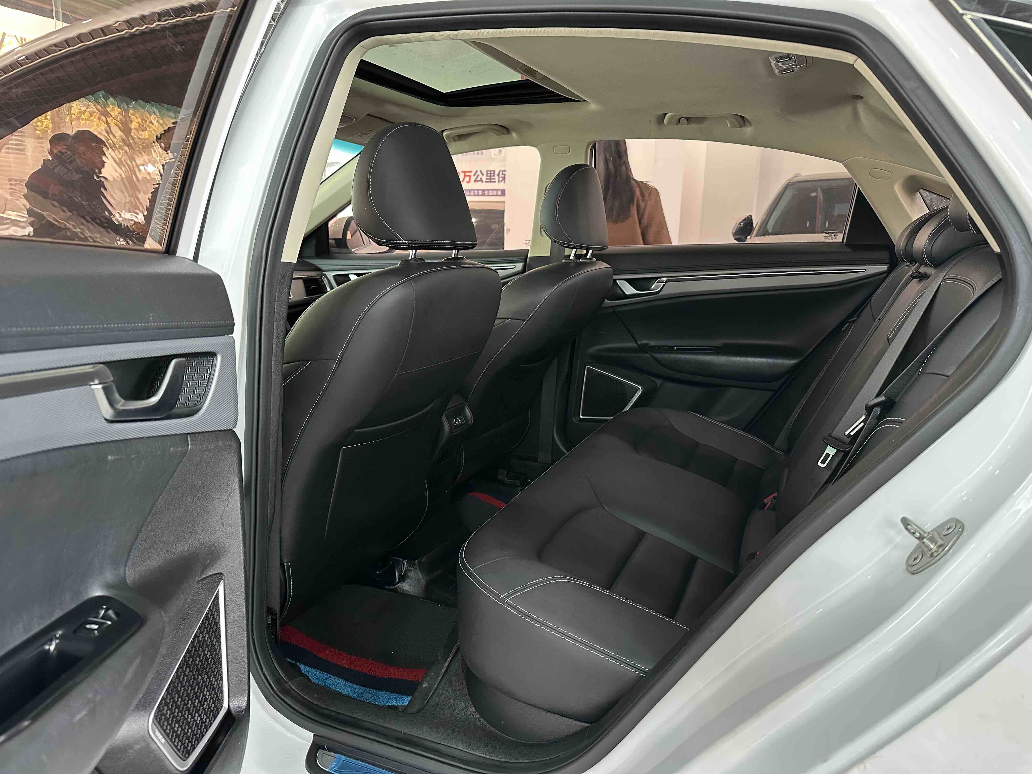 Emgrand GL 2018 #5 Emgrand GL 2018 car image #5