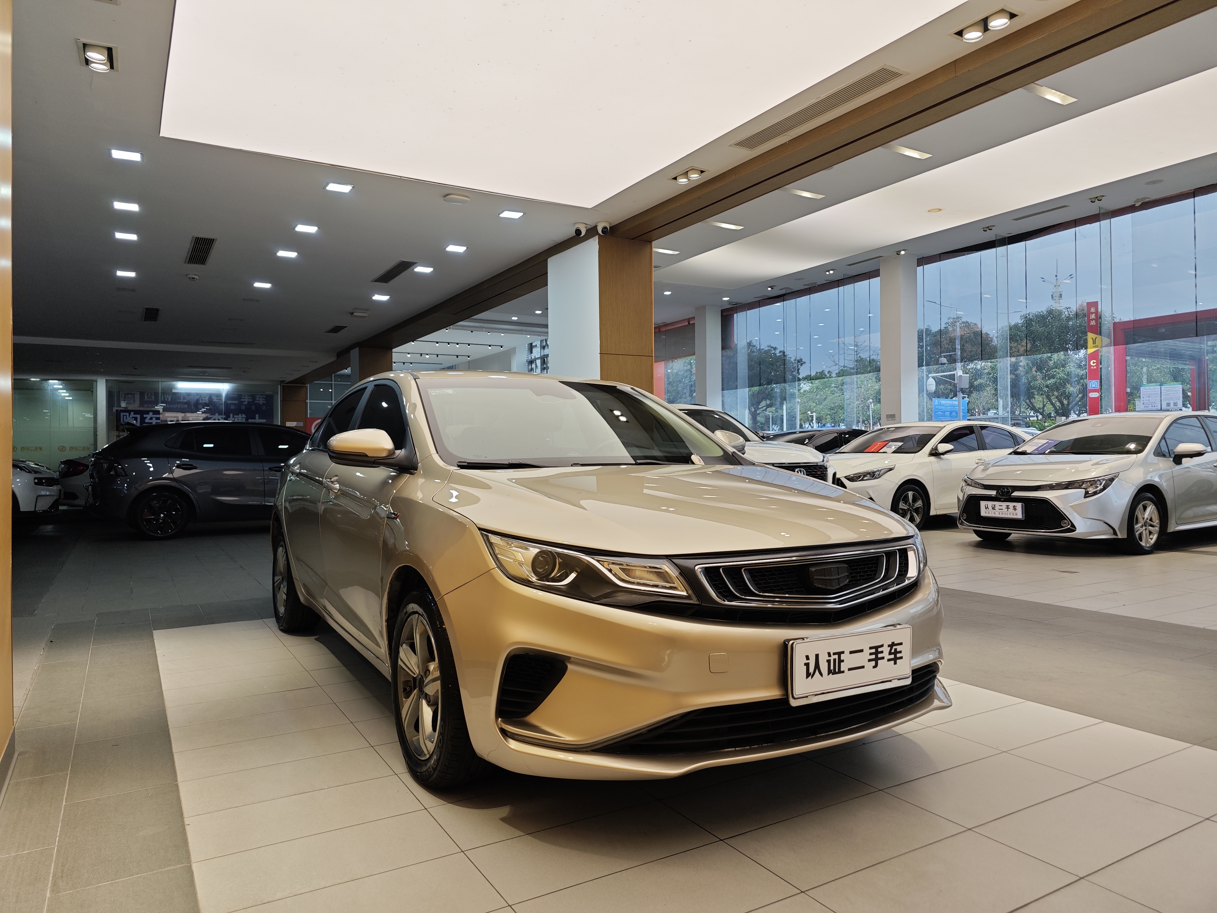 Emgrand GL 2018 immagine di auto #5