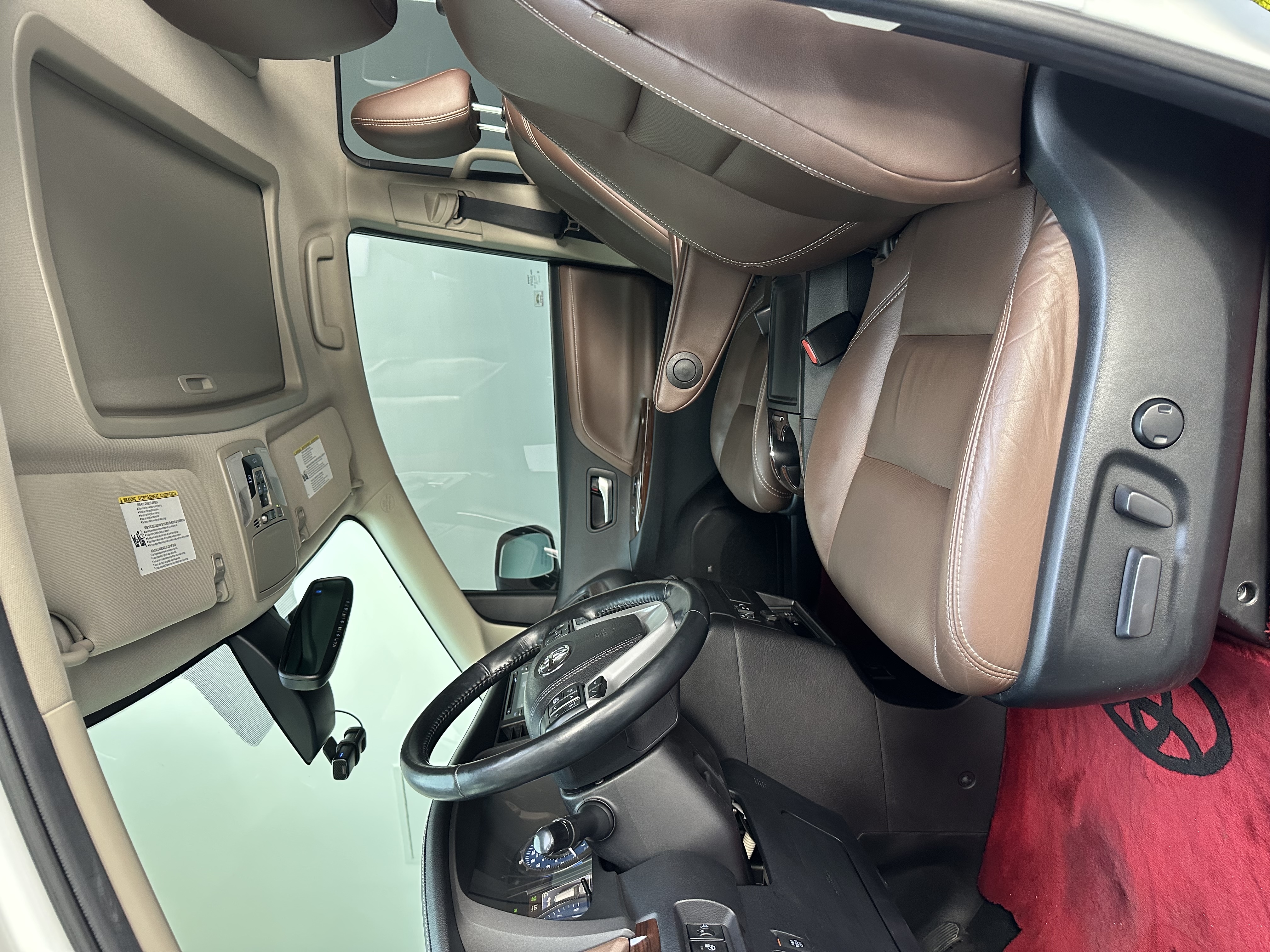 Toyota SIENNA 2018 car image #5