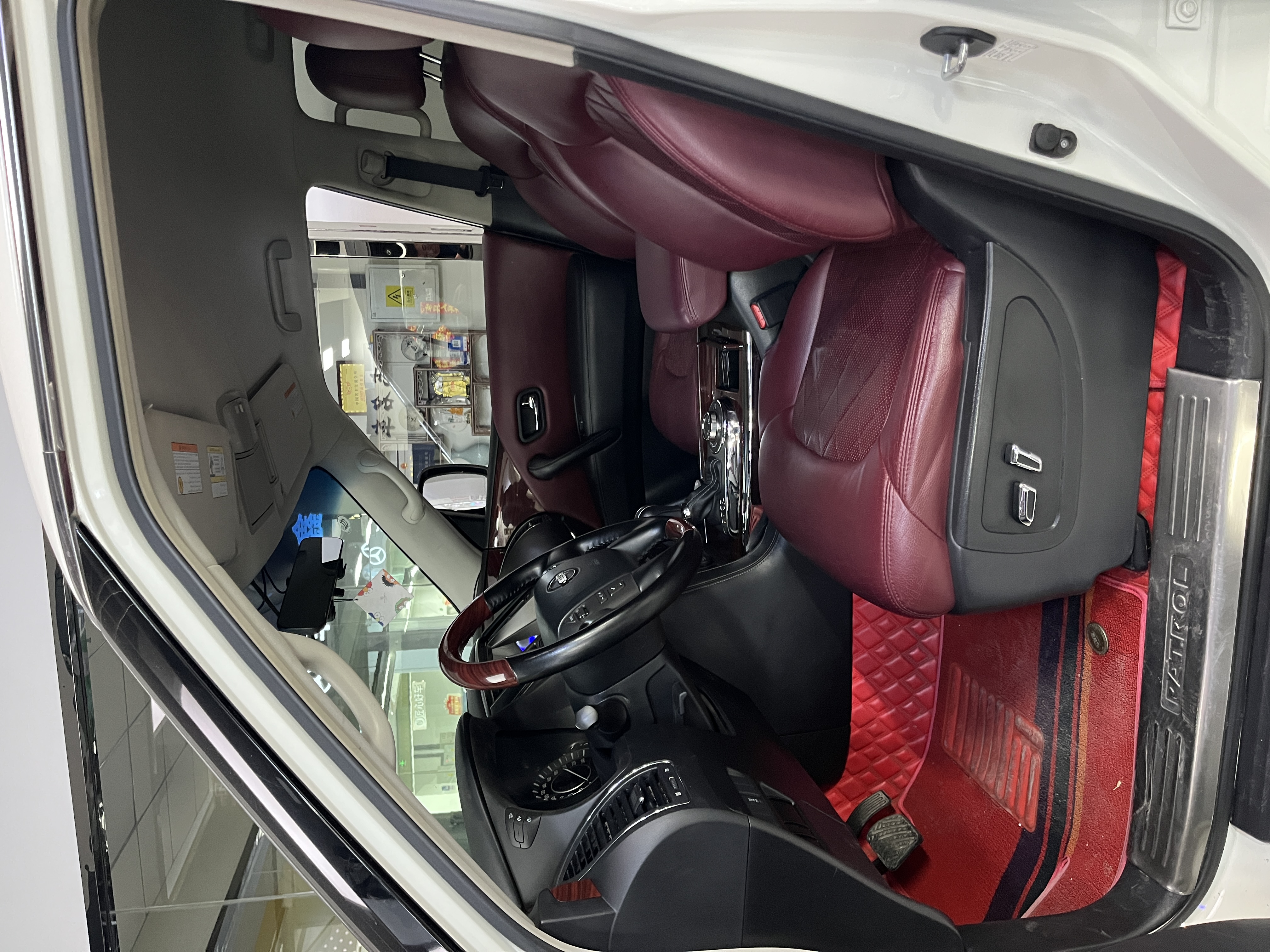 Nissan 2017 #5 Nissan 2017 car image #5
