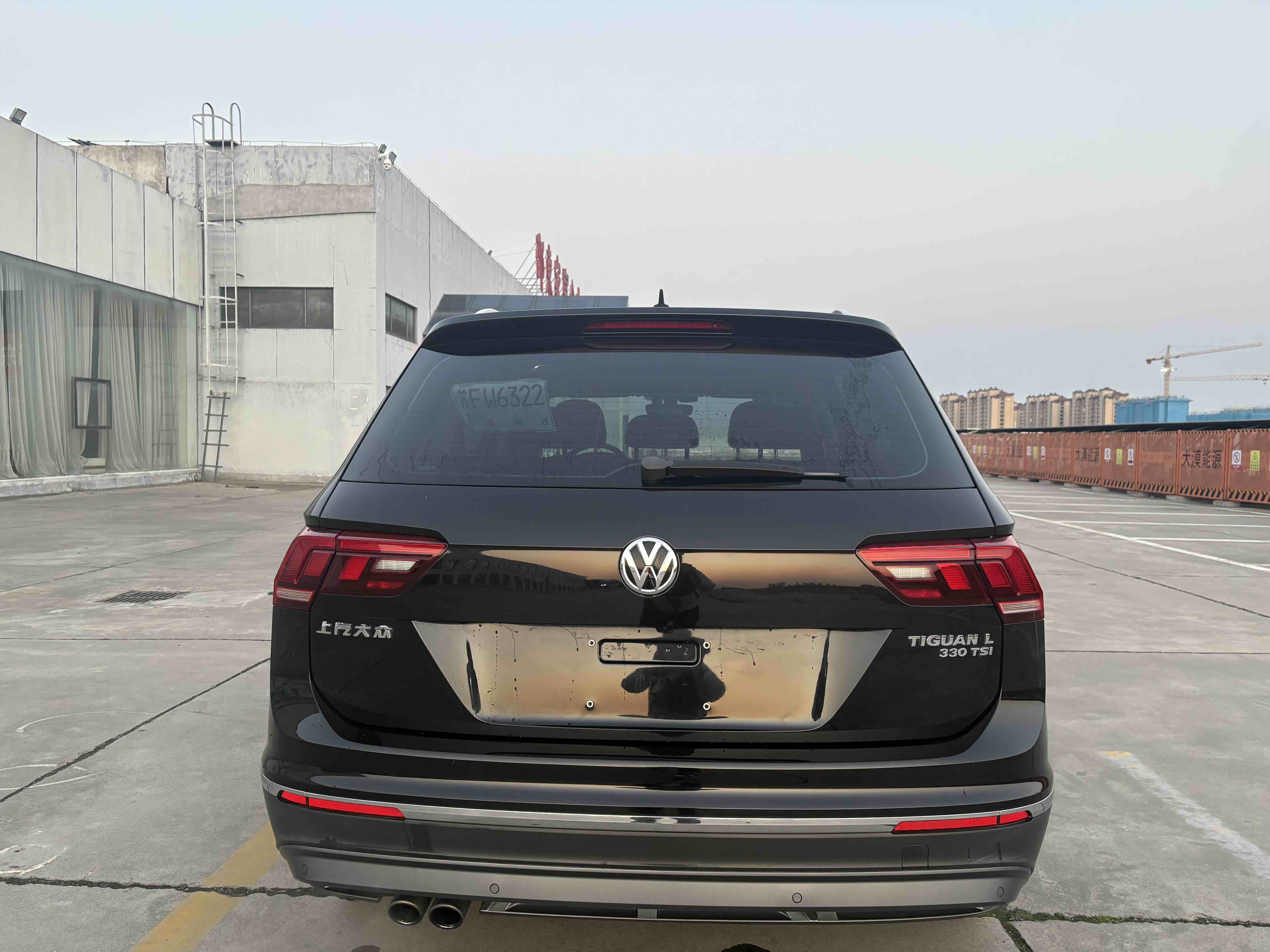 Volkswagen Tiguan L 2018 #5 Volkswagen Tiguan L 2018 car image #5