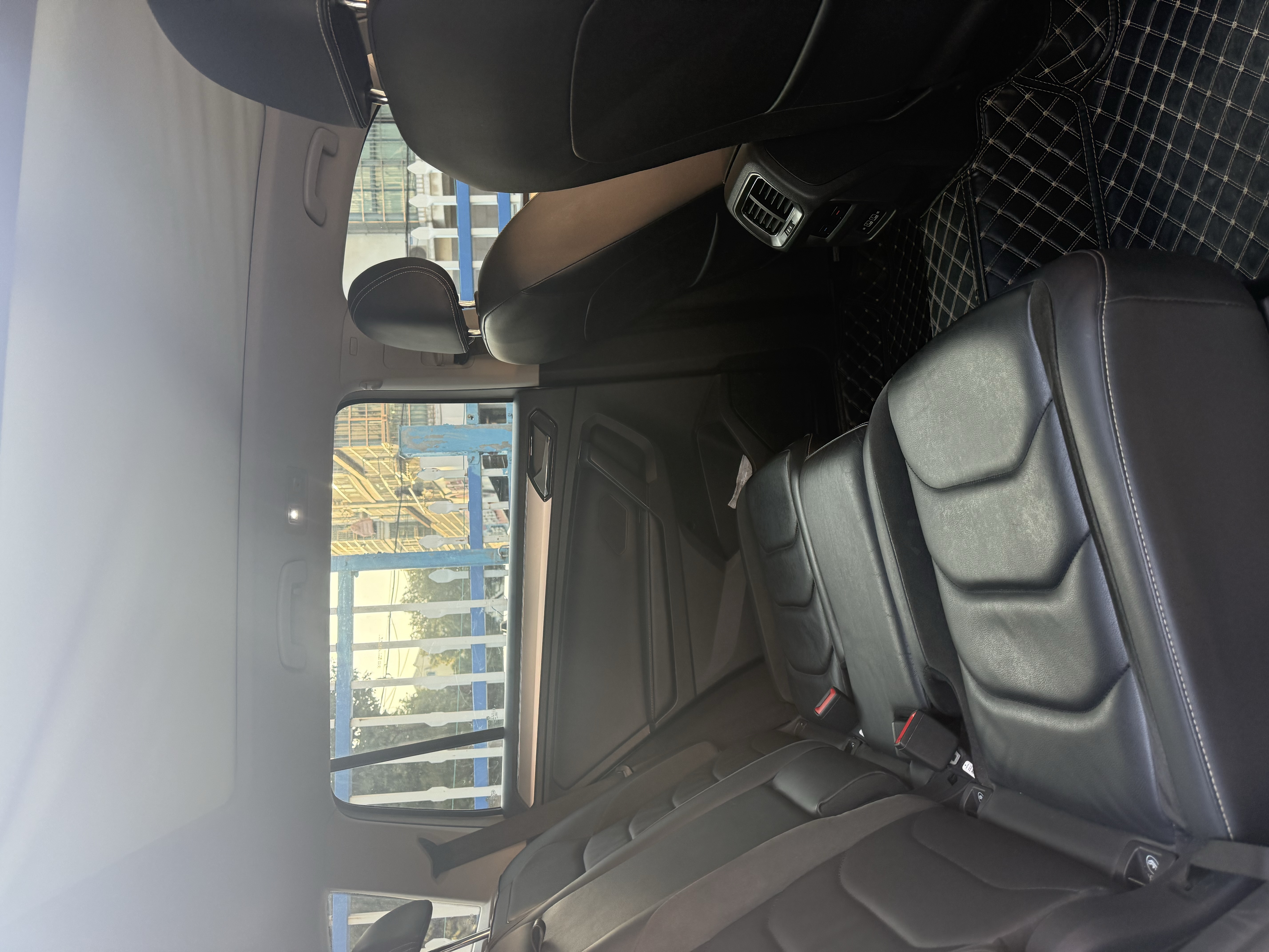 Volkswagen Tiguan L 2019 #5 Volkswagen Tiguan L 2019 car image #5